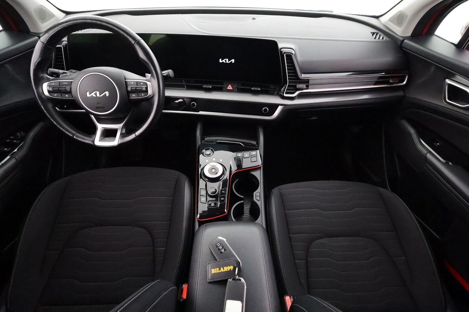 Kia Sportage 2022 1,6 T-GDI AWD Plug-in Hybrid Business Premium AT 265hv - | ACC | LED | 360 | Sähköpenkit | Navi | Katveavustin | Kaistavahti | Keyless | Apple&Android | Ratinlämmitys | Merkkihuollot | 2x Latauskaapelit |  Kahdet renkaat |