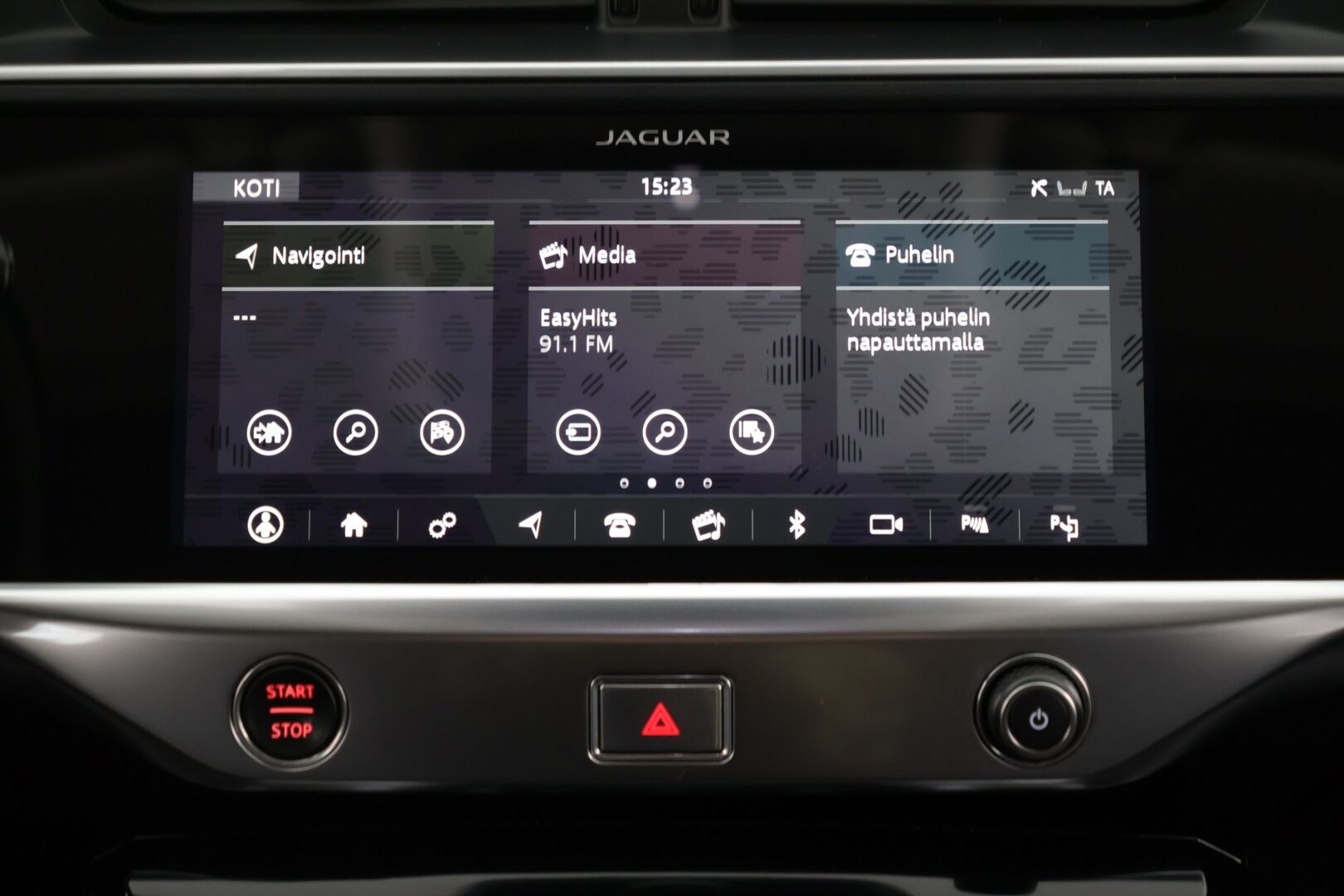 Jaguar I-PACE 2018 First Edition ** Myydään huutokaupat.com - | Meridian | Nahkaverhoilu | Lasikatto |