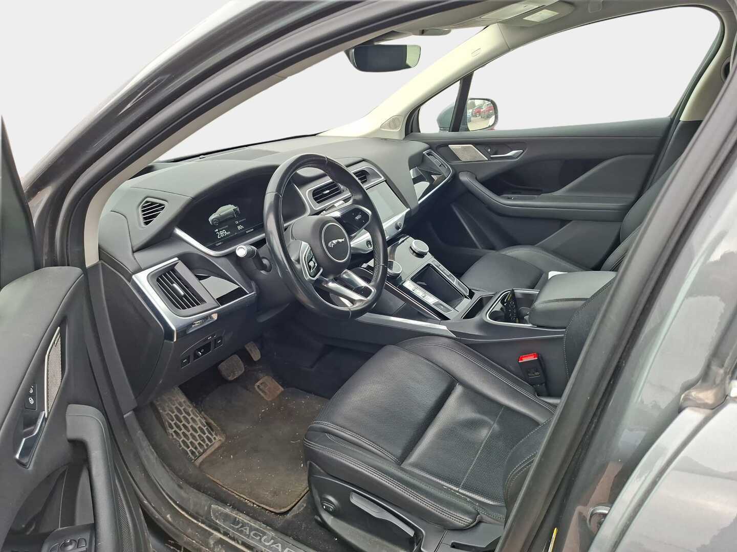 Jaguar I-PACE 2018 I-PACE First Edition *Meridian* / *Nahkaverhoilu* / *Lasikatto* / *YritysOutlet, Myydään vain yrityksille!* - Upea ja tehokas neliveto huippuvarusteilla!