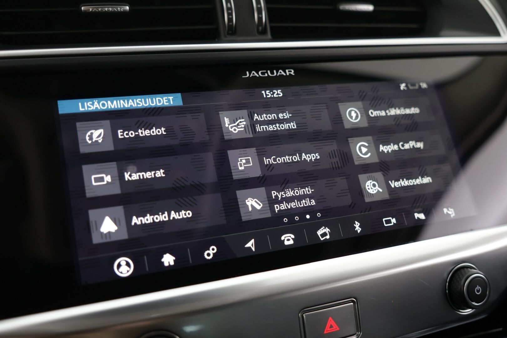 Jaguar I-PACE 2018 First Edition ** Myydään huutokaupat.com - | Meridian | Nahkaverhoilu | Lasikatto |
