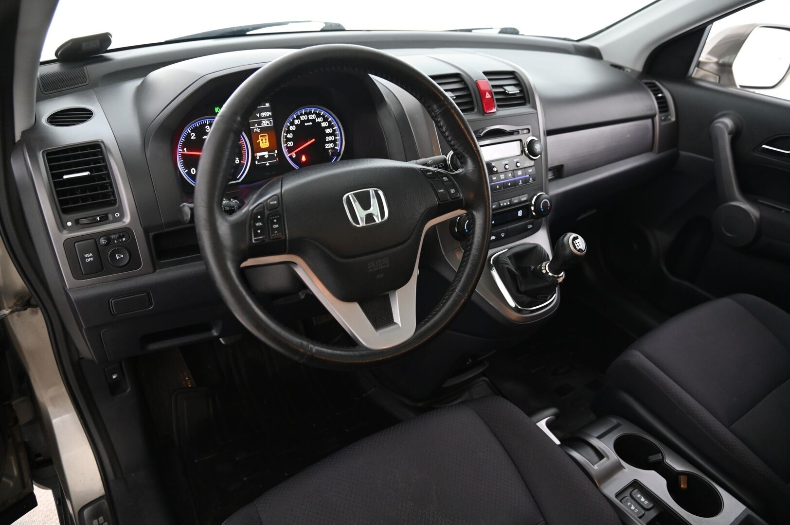 Honda CR-V 2009 2,2 i-CTDi Elegance X 4WD *YritysOutlet - Myydään vain yrityksille* Ilmastointi / Vakkari / Lohko / Koukku* - *YritysOutlet - Myydään vain yrityksille* 2x renkaat aluvanteilla!*