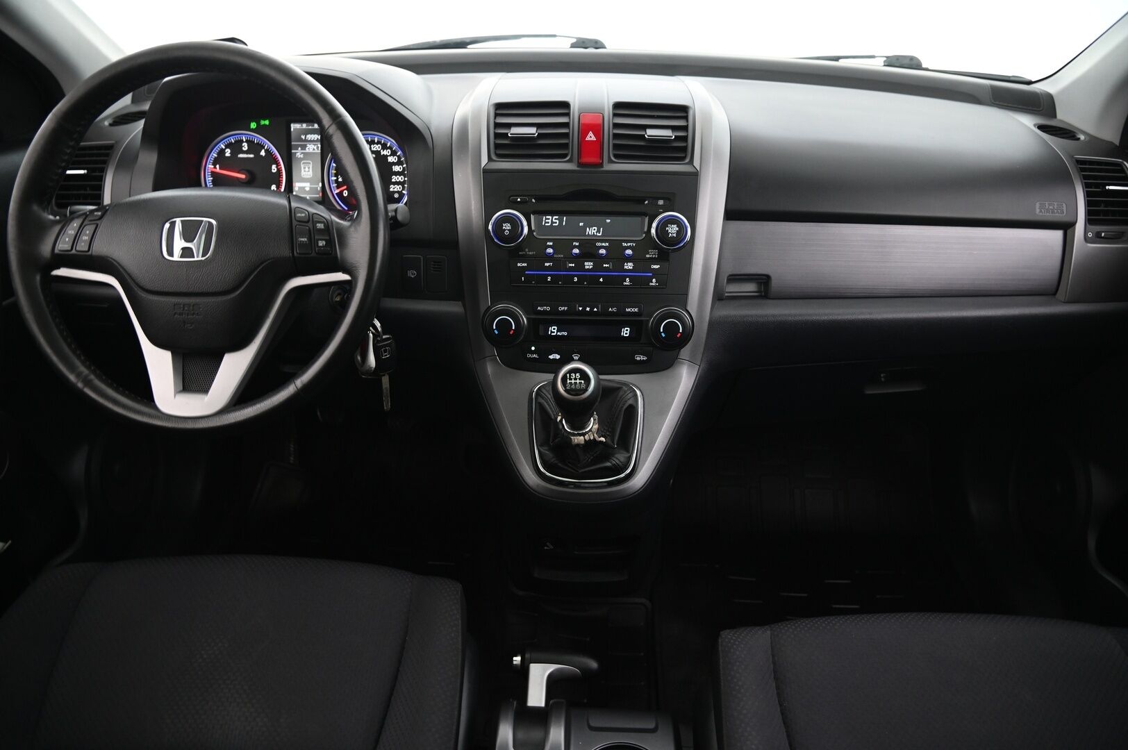 Honda CR-V 2009 2,2 i-CTDi Elegance X 4WD *YritysOutlet - Myydään vain yrityksille* Ilmastointi / Vakkari / Lohko / Koukku* - *YritysOutlet - Myydään vain yrityksille* 2x renkaat aluvanteilla!*
