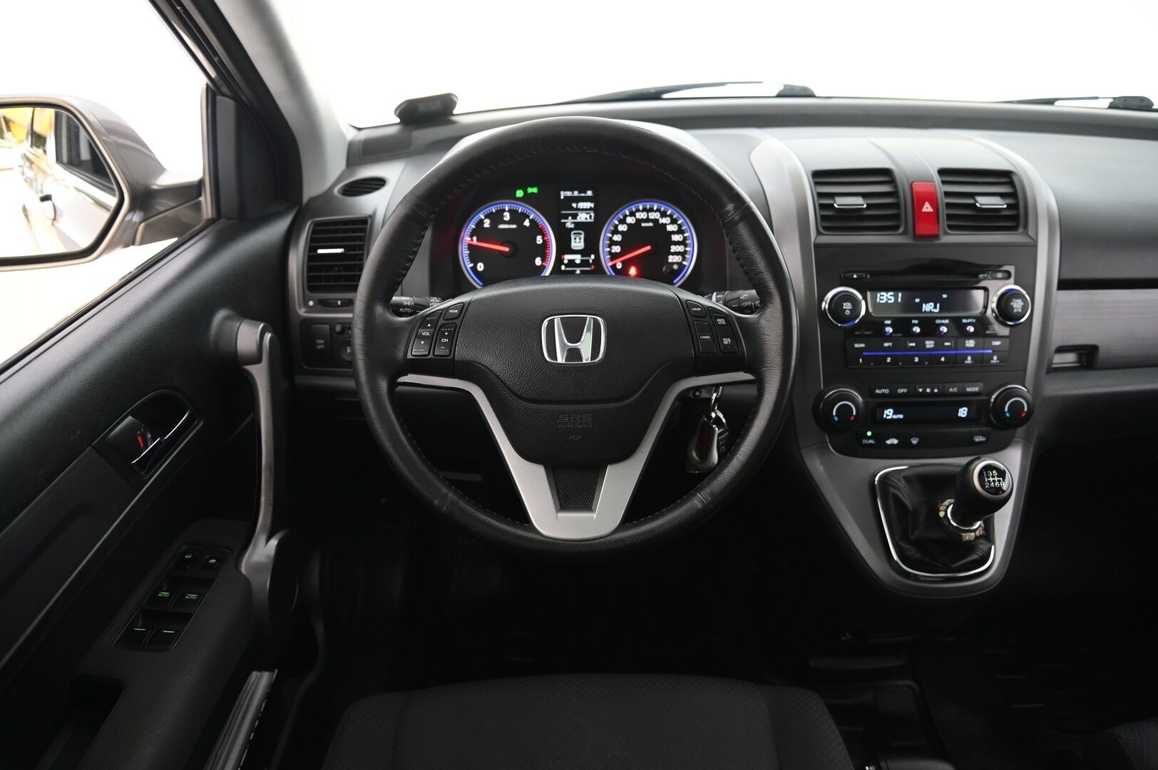 Honda CR-V 2009 2,2 i-CTDi Elegance X 4WD *YritysOutlet - Myydään vain yrityksille* Ilmastointi / Vakkari / Lohko / Koukku* - *YritysOutlet - Myydään vain yrityksille* 2x renkaat aluvanteilla!*