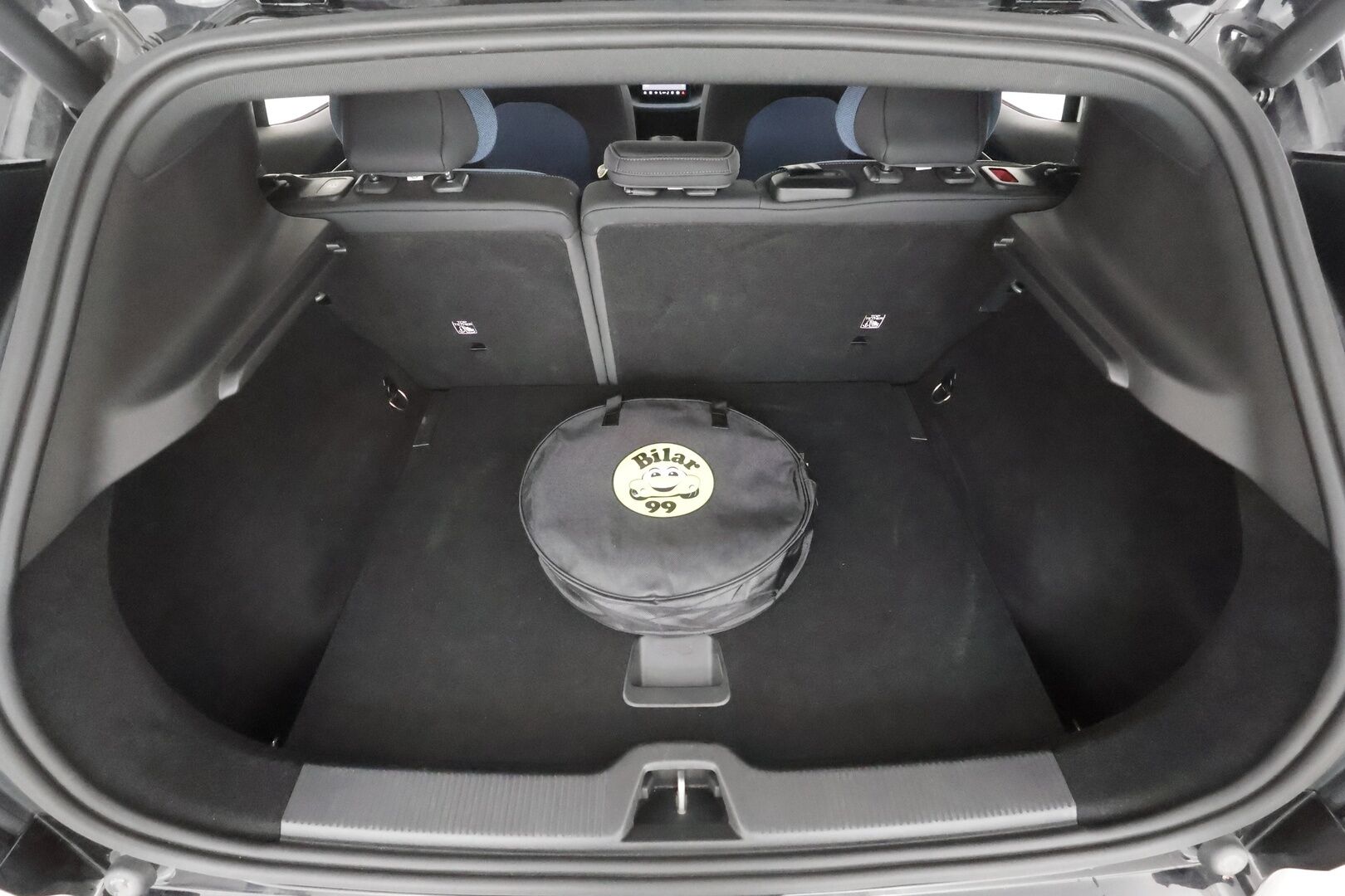 Volvo EX30 2025 Twin Performance Plus - | ACC | ILP | Harman/Kardon | Muistipenkki | Sähköpenkit | Pilot Assist | BLIS | P.kamera | Keyless | LED | 2x renkaat aluin | 1-om suomiauto | 