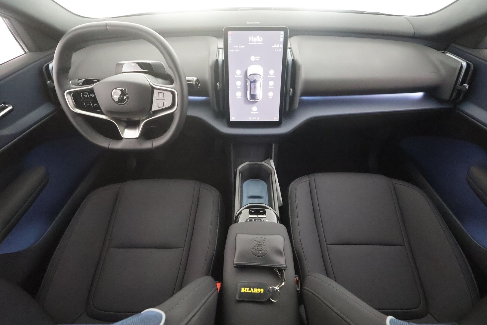 Volvo EX30 2025 Twin Performance Plus - | ACC | ILP | Harman/Kardon | Muistipenkki | Sähköpenkit | Pilot Assist | BLIS | P.kamera | Keyless | LED | 2x renkaat aluin | 1-om suomiauto | 