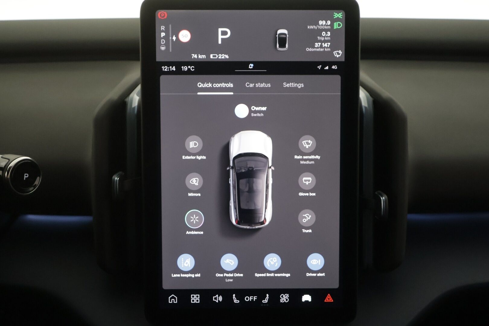 Volvo EX30 2025 Twin Performance Plus - | ACC | ILP | Harman/Kardon | Muistipenkki | Sähköpenkit | Pilot Assist | BLIS | P.kamera | Keyless | LED | 2x renkaat aluin | 1-om suomiauto | 