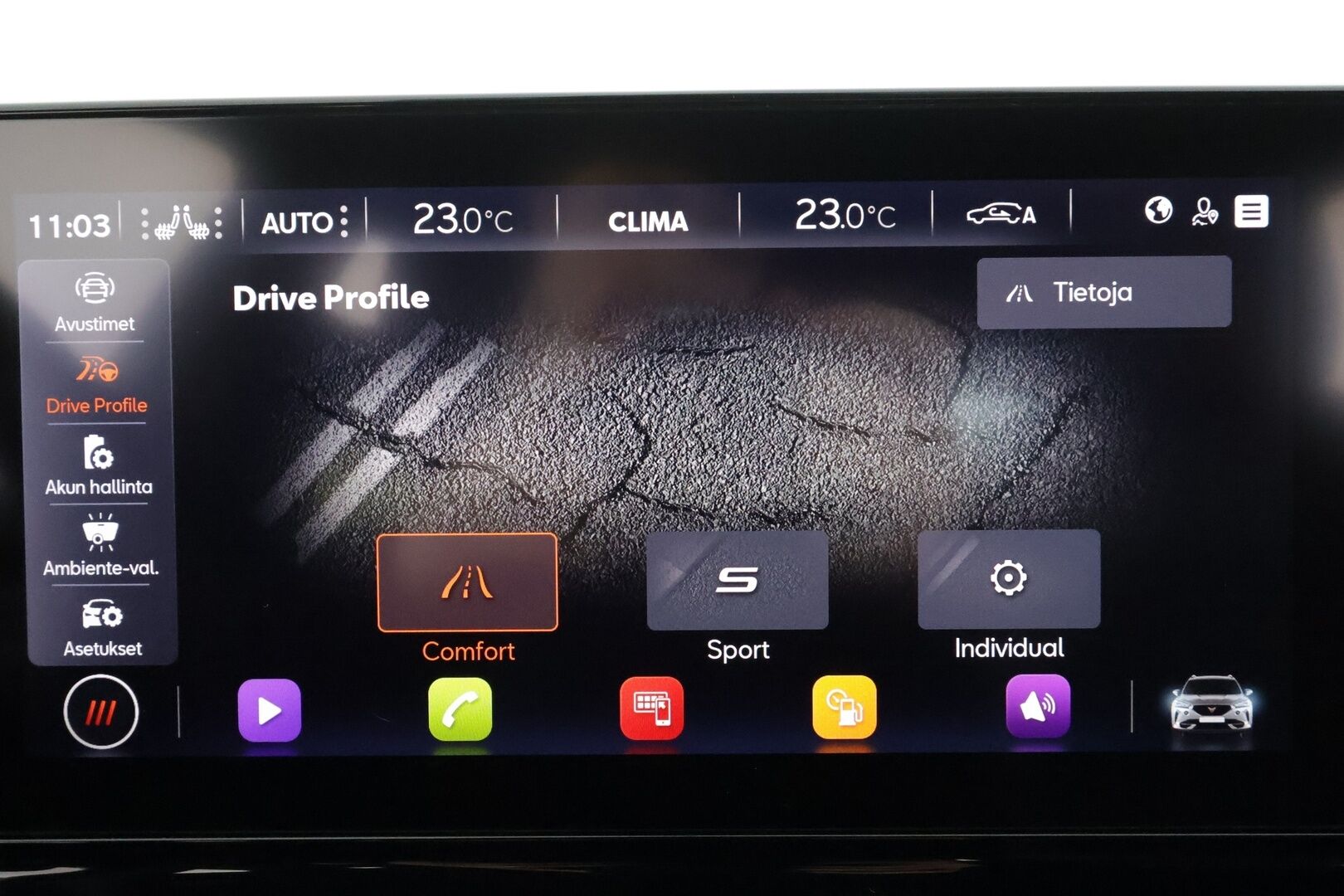 Cupra Formentor 2021 VZ 1.4 PHEV 180 kW e-HYBRID DSG * Koukku / ACC / LED / P.kamera / Digimittaristo / Keyless * - Akku kuntotarkastettu / Kahdet renkaat aluvanteilla / Merkkihuollot / 2x Latauskaapelit 