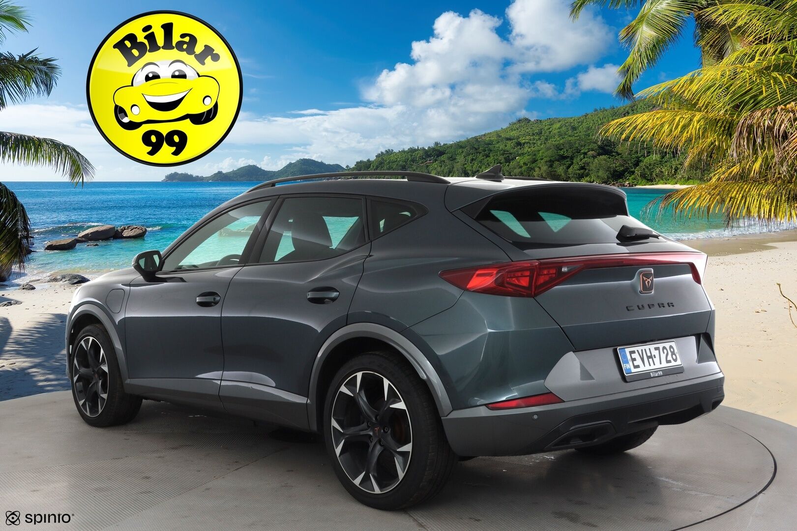 Cupra Formentor 2021 VZ 1.4 PHEV 180 kW e-HYBRID DSG * Koukku / ACC / LED / P.kamera / Digimittaristo / Keyless * - Akku kuntotarkastettu / Kahdet renkaat aluvanteilla / Merkkihuollot / 2x Latauskaapelit 