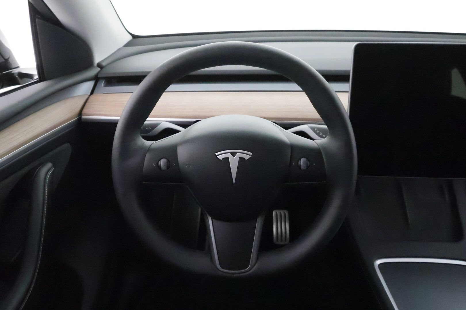 TESLA MODEL Y 2022 Performance **Koukku / Lämpöpumppu / Matrix LED / Panorama / Nahkasisusta / P.kamera / Premium Audio** - 3,99 % KORKOTARJOUS TÄHÄN AUTOON - 