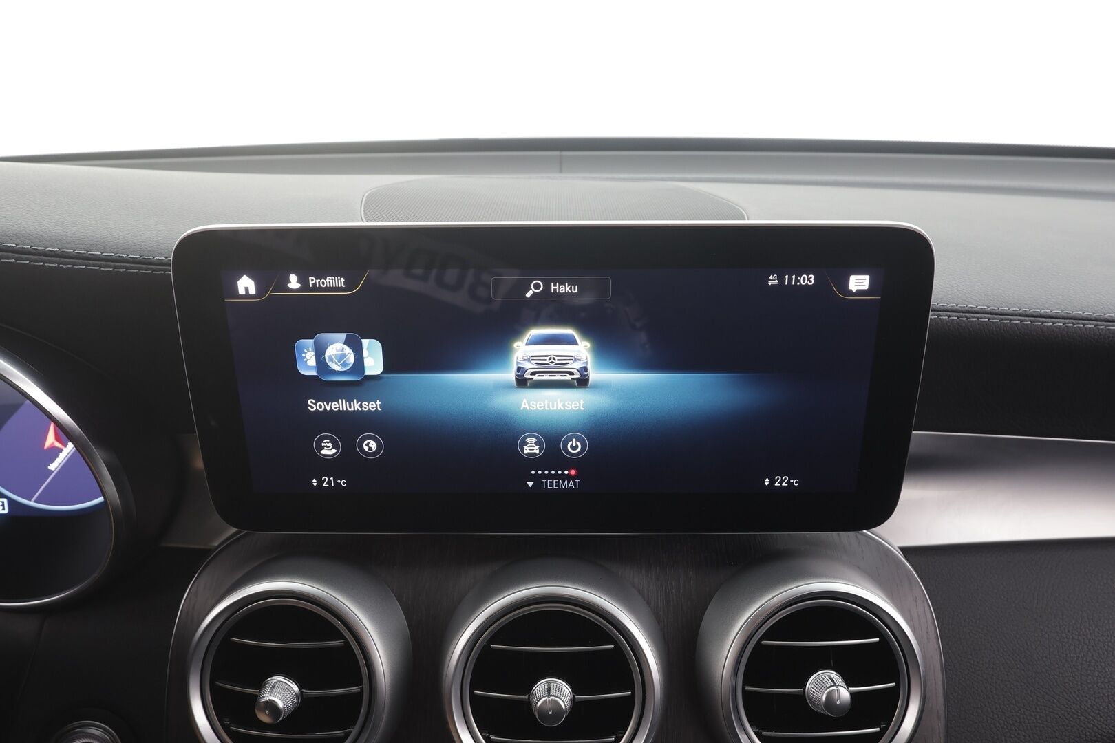 Mercedes-Benz GLC 2020 300 e 4MATIC A Business AMG EQ Power - | Distronic | Koukku | Burmester | Digimittaristo | P.kamera | Sporttipenkit | Nahka-alcantara | Navi | LED | 2x renkaat aluin | 