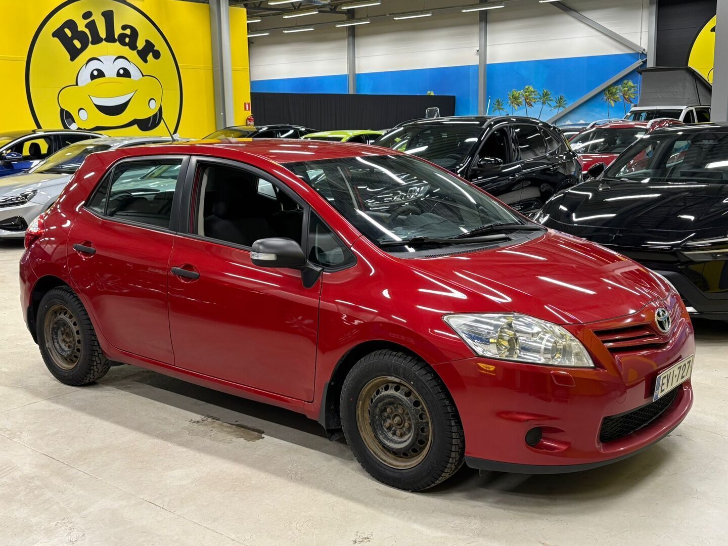 Toyota Auris 2011 1,33 Dual VVT-i Stop & Start Linea Terra 5ov *Suomiauto / Lohko / 2x renkaat - Fiksuilla kilsoilla oleva Auris / Tuulilasi juuri vaihdettu - HULLUT VÄLIPÄIVÄT KORKOTARJOUS 2,49%