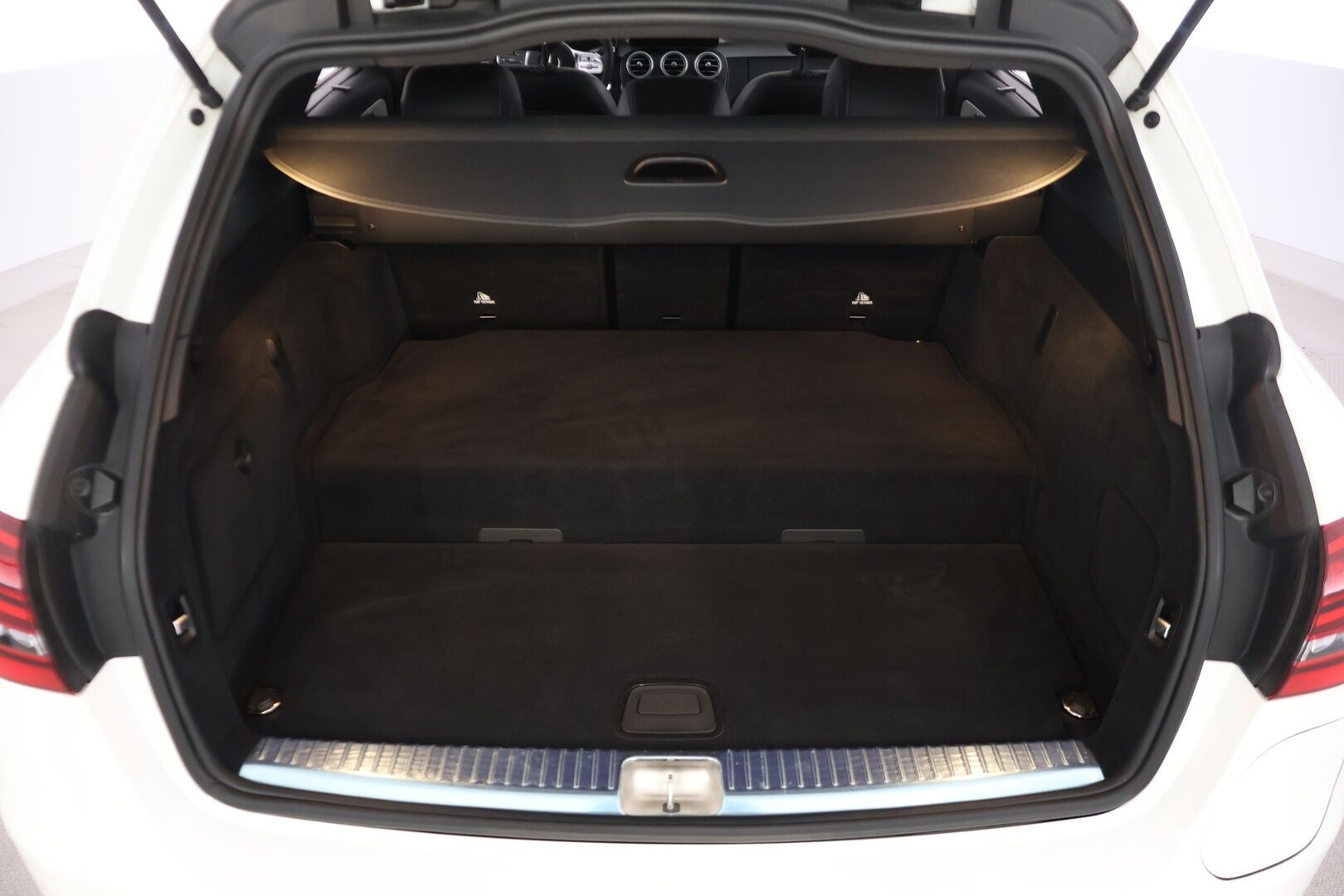 Mercedes-Benz C 2021 300 e T A Business AMG Night Edition EQ Power - *Adapt vakkari | Panorama | Ambient | Carplay | Navi | P.kamera | 2x renkaat*