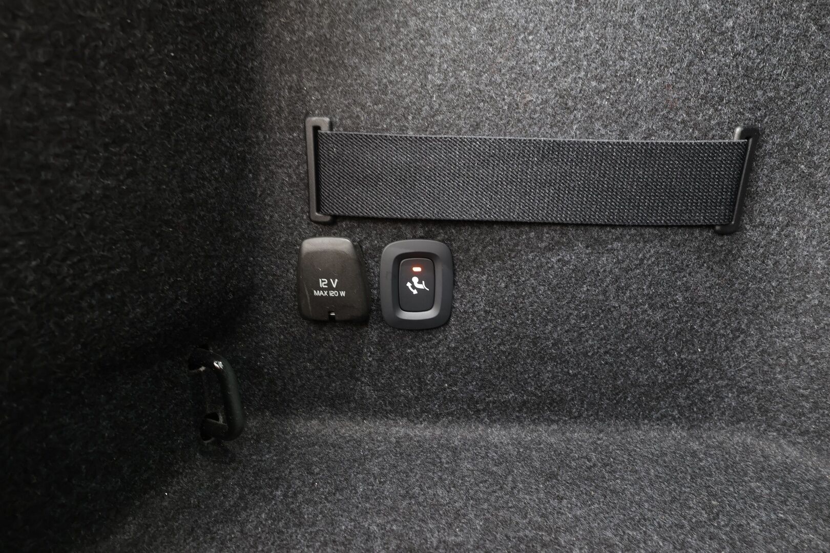 Polestar 2 2025 Long range Dual motor Plus Pack - | Pilot assist | ILP | Koukku | LED | 360-Kamera | Muistipenkki | High performance audio | Lasikatto | Sporttipenkit | Keyless | Apple&Android | 1.Om Suomi-auto | Merkkihuollettu | Kahdet Renkaat |