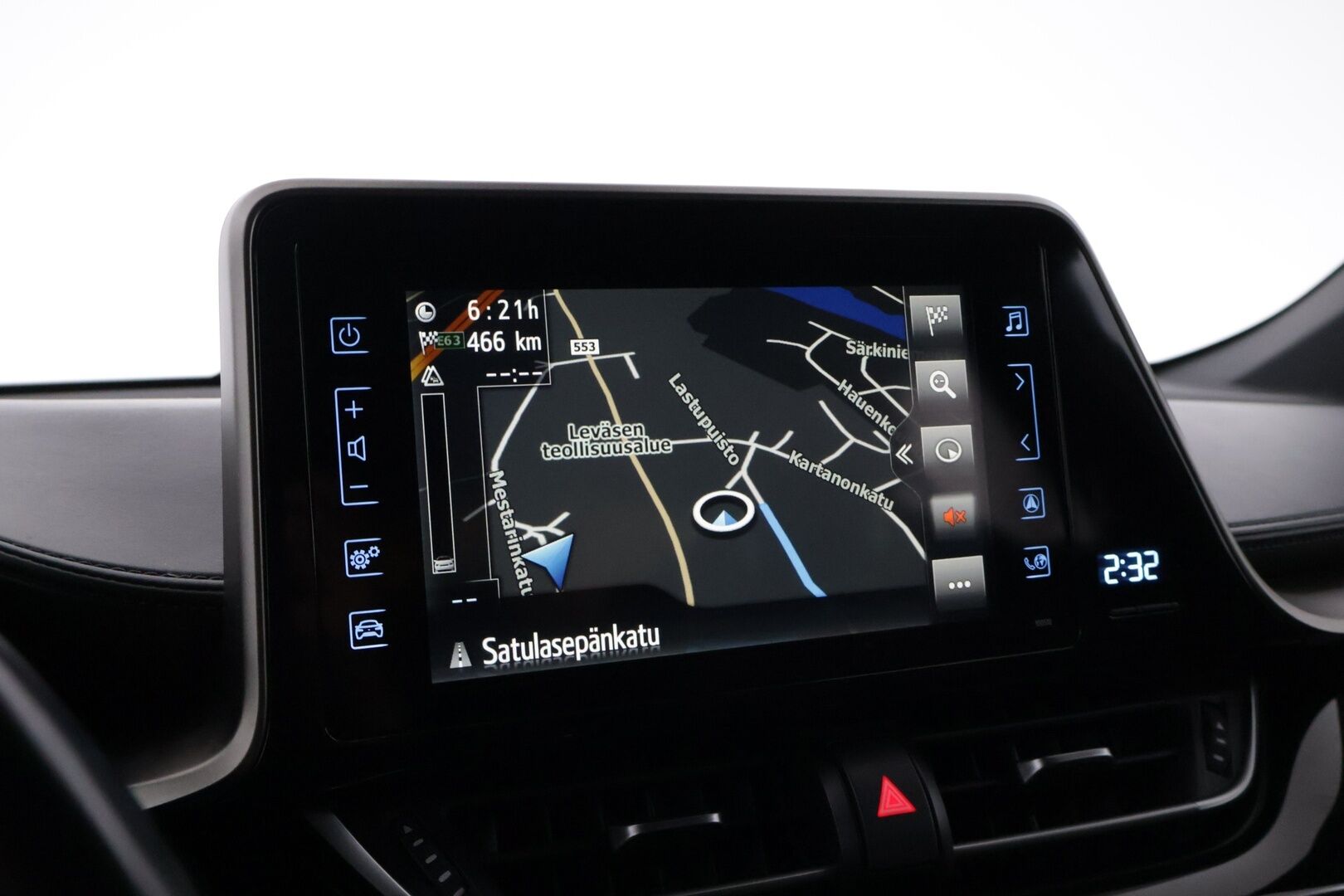 Toyota C-HR 2019 1,8 Hybrid Premium *ACC / Nahkasisusta / Tutkat / Kamera / BLIS / KeyLessGo / Navi / Ratinlämmitin* - Merkkihuollettu siisti kuntoinen C-HR kaksilla renkailla ja vanteilla! - HULLUT AVAJAISHULINAT KORKOTARJOUS 3,29 %