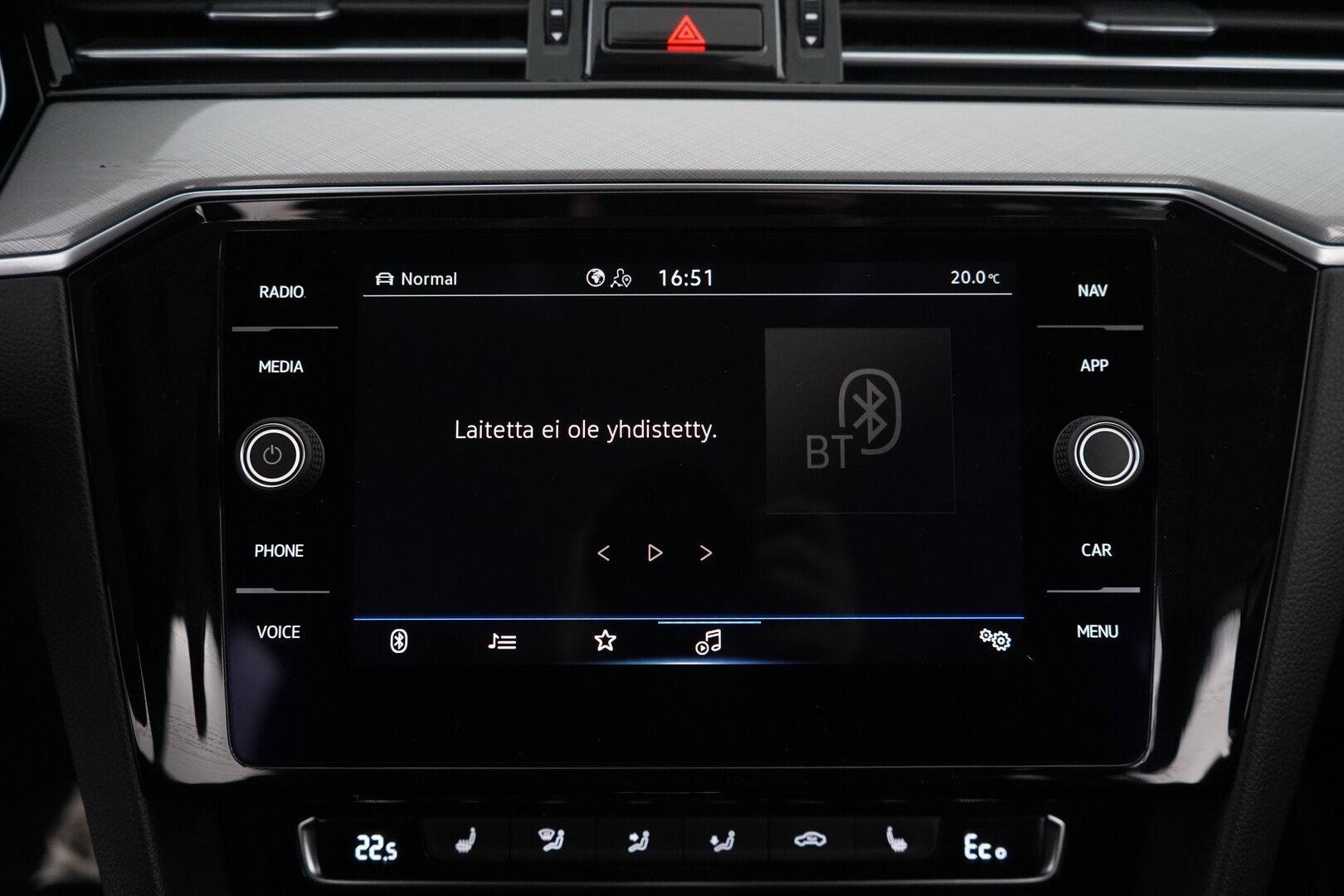 Volkswagen Passat 2020 Variant GTE Plug-In Hybrid 160 kW DSG-automaatti *ACC / Webasto / Puolinahat / Sähkökontti / Koukku* - Viimesin huolto 151tkm / Kahdet OEM Vanteet / Merkkihuollot