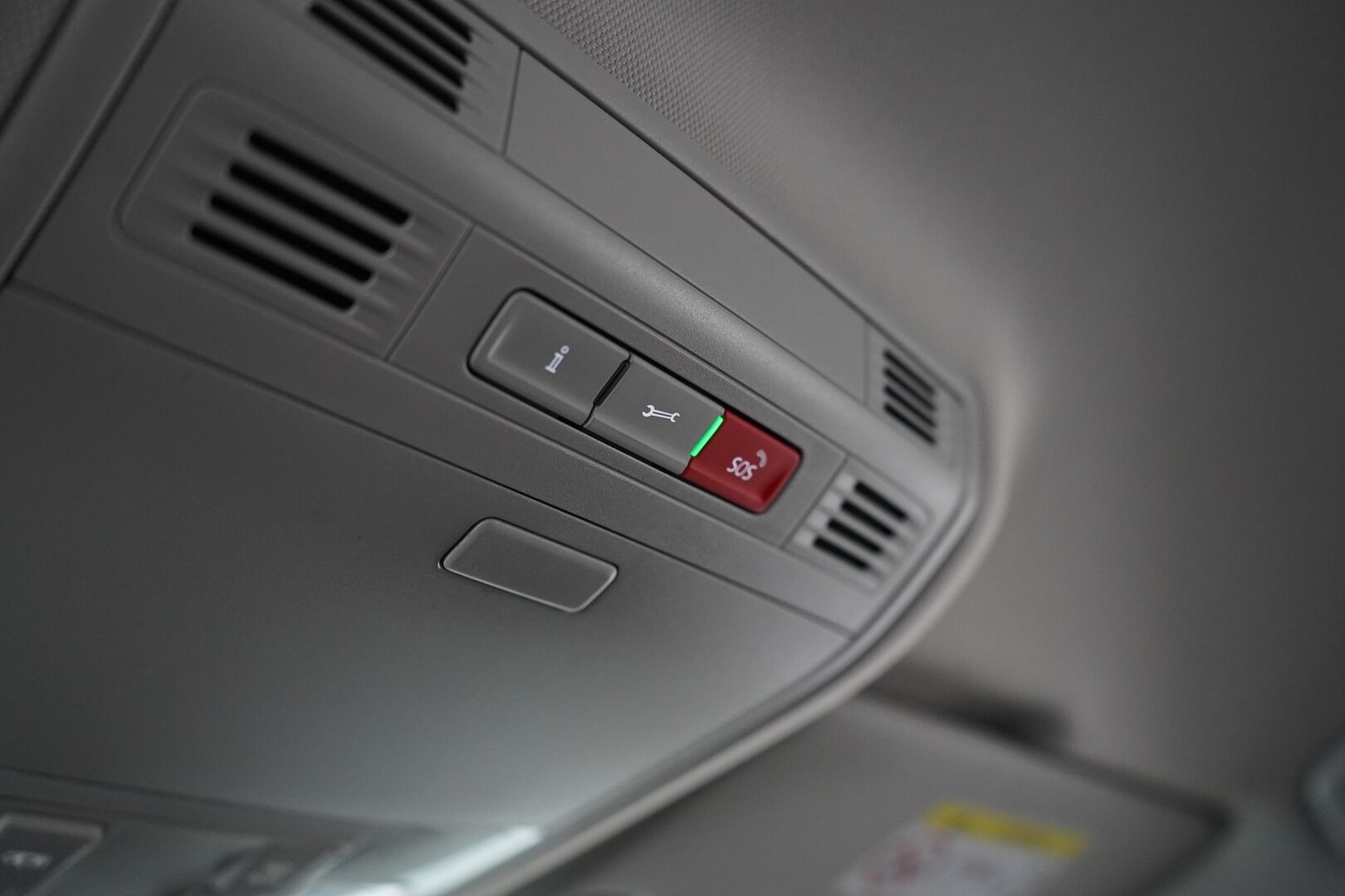 Volkswagen Passat 2020 Variant GTE Plug-In Hybrid 160 kW DSG-automaatti *ACC / Webasto / Puolinahat / Sähkökontti / Koukku* - Viimesin huolto 151tkm / Kahdet OEM Vanteet / Merkkihuollot