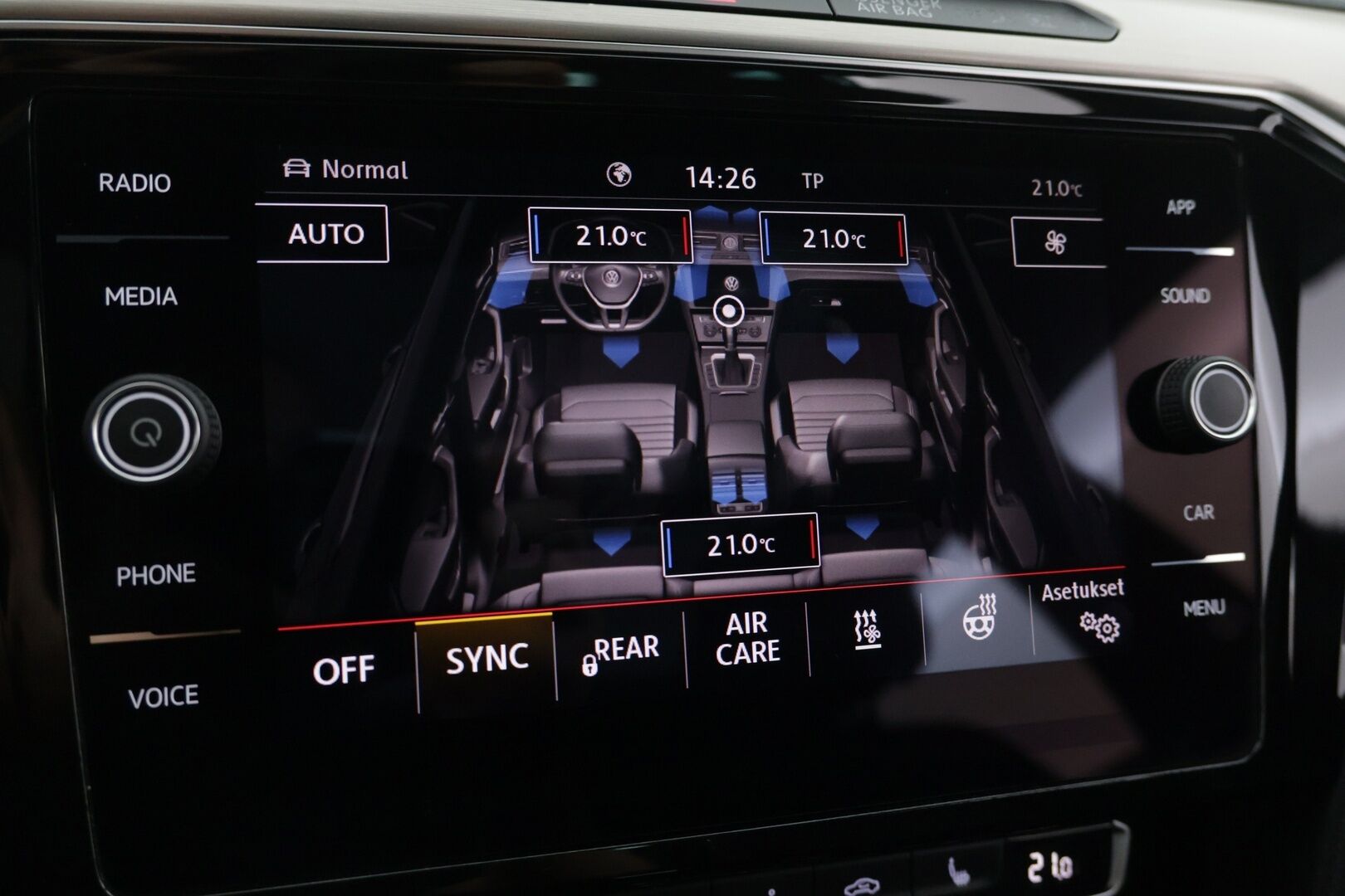 Volkswagen Passat 2018 Variant Alltrack 2,0 TSI 162 kW 4MOTION DSG Winter Edition - ACC | Webasto | Matrix-Ledit | Digimittaristo | Kattoluukku | Nahkapenkit | 3-alue ilmastointi | Vetokoukku | Sähkökontti |