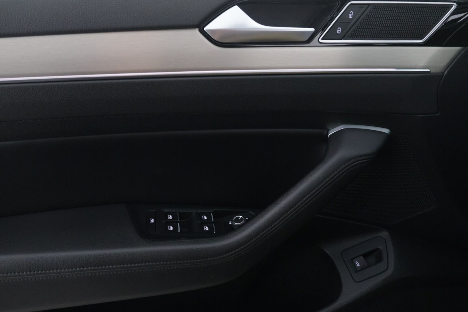 Volkswagen Passat 2018 Variant Alltrack 2,0 TSI 162 kW 4MOTION DSG Winter Edition - ACC | Webasto | Matrix-Ledit | Digimittaristo | Kattoluukku | Nahkapenkit | 3-alue ilmastointi | Vetokoukku | Sähkökontti |
