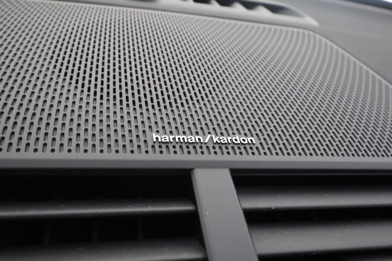 Polestar 2 2022 Long Range Dual Motor, 300kW, 78kWh - | Pilot&Plus | ACC | ILP | H/K | Pixel-LED | 360° | Lasikatto | Muistipenkki | Sporttipenkit sähköllä | BLIS | Pilot Assist | 2x Polestar alut | 