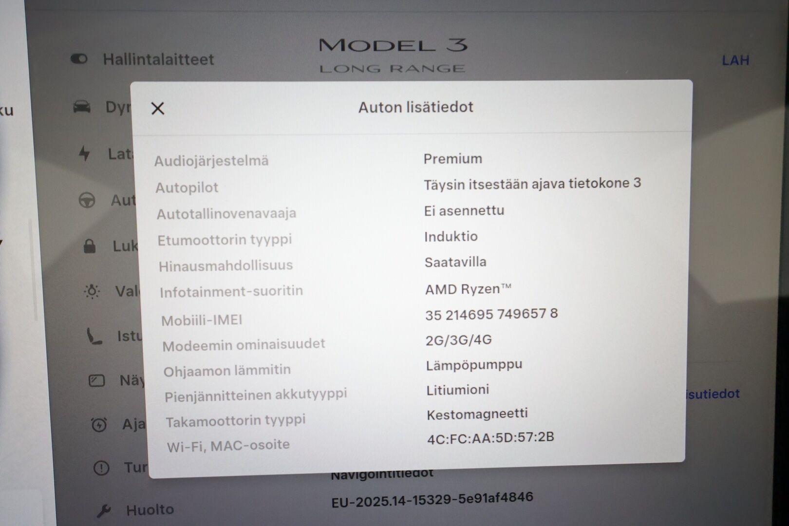 Tesla Model 3 2022 Long Range * Koukku / ILP / ACC / Matrix-LED / P.kamera / Muistipenkki / Premium Audio / Navi / Kaistavahti / Keyless * - Akku kuntotarkastettu / 2x Latauskaapelit / Kahdet renkaat