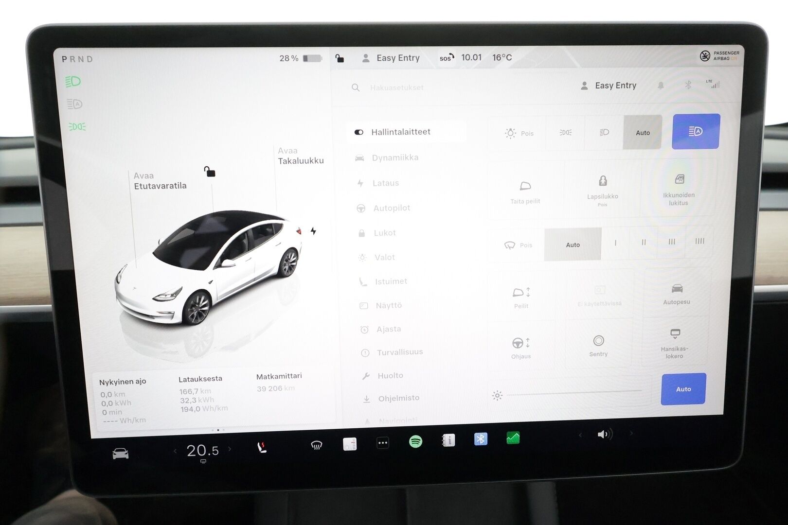 Tesla Model 3 2022 Long Range * Koukku / ILP / ACC / Matrix-LED / P.kamera / Muistipenkki / Premium Audio / Navi / Kaistavahti / Keyless * - Akku kuntotarkastettu / 2x Latauskaapelit / Kahdet renkaat