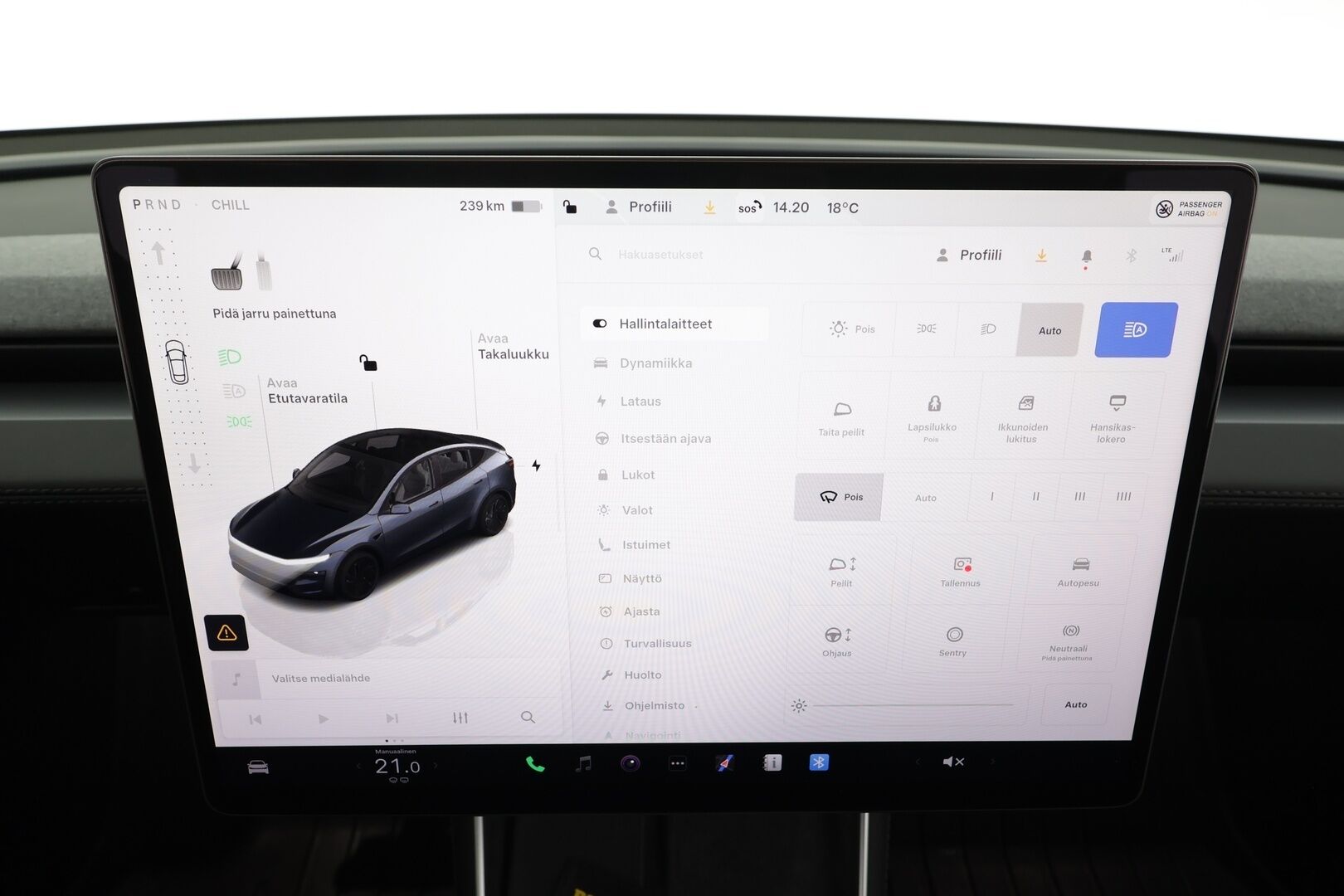 Tesla Model Y 2025 Long Range - | Juniper | Koukku | ACC | ILP | Matrix | Ilm. sähkönahat | Muistipenkki | Takanäyttö | Lasikatto | Ambient light | 1-om suomiauto | 2x renkaat aluin |