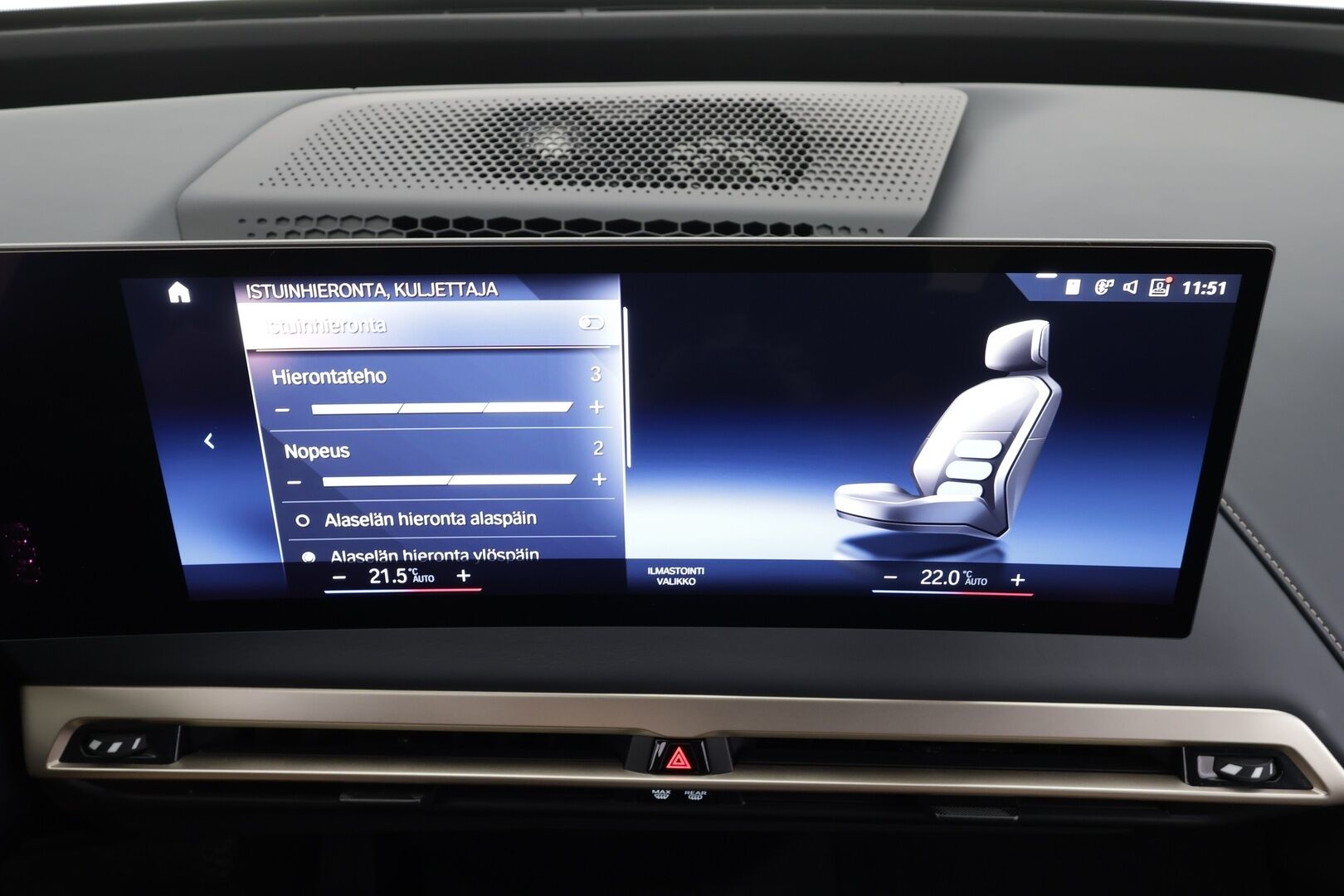 BMW iX 2022 xDrive50 - | ACC | Lisälämmitin | Koukku | B&W| Laser Light | HUD | Ilma-alusta | Softclose | Sky Lounge | Widescreen | 360-Kamera | Ilmastoidut muisti nahat | Comfort Access | Merkkihuollettu |