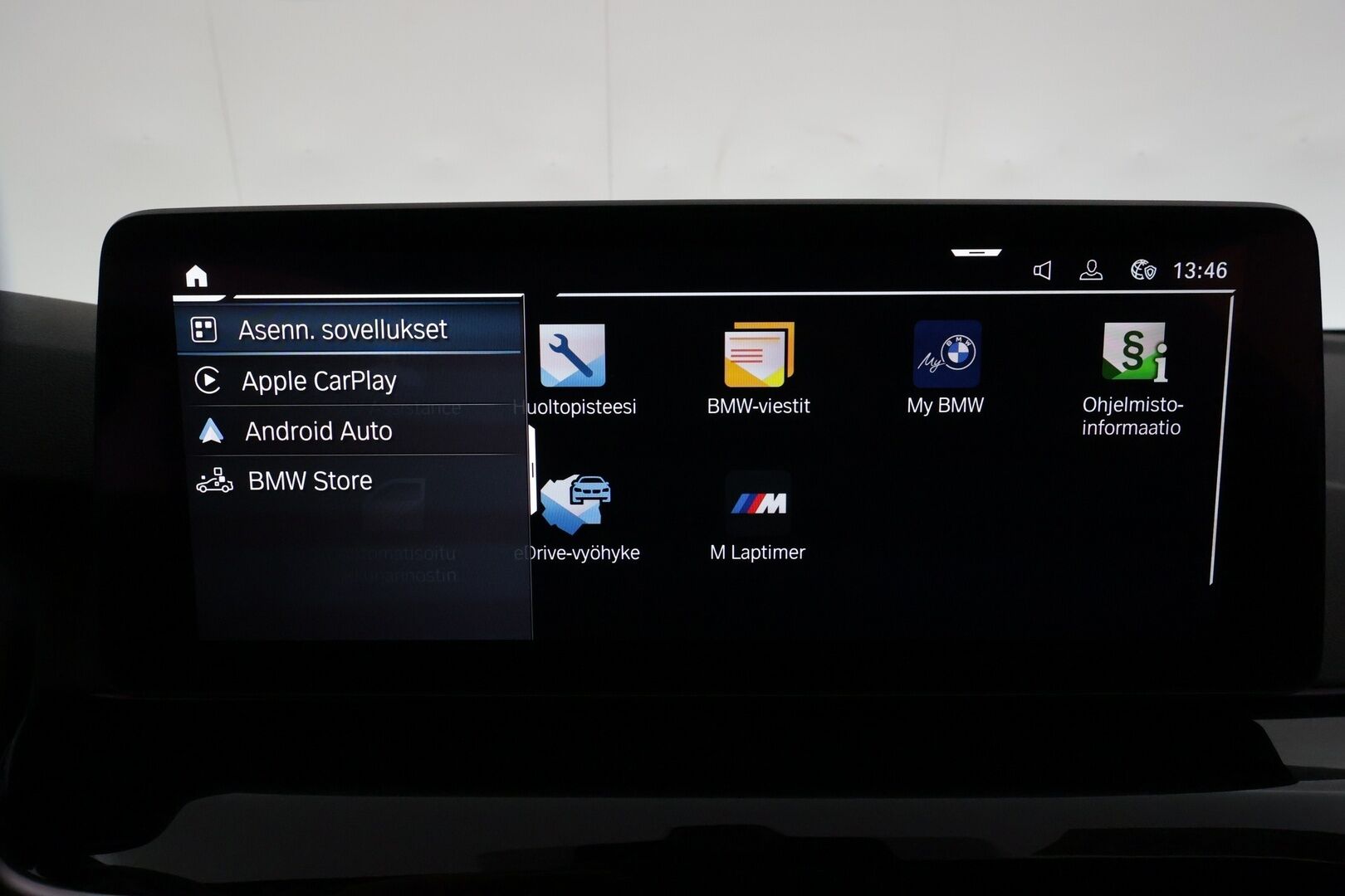 BMW 530E 2021 G31 Touring 530e xDrive * Adapt.Vakkari / Laser LED / Harman & Kardon / Muistipenkit Hieronnalla / 360-Kamera / Comfort Access - Akku kuntotarkastettu SoH 98,6& / Ilmastoidut Sporttinahat / Supervarusteet!!