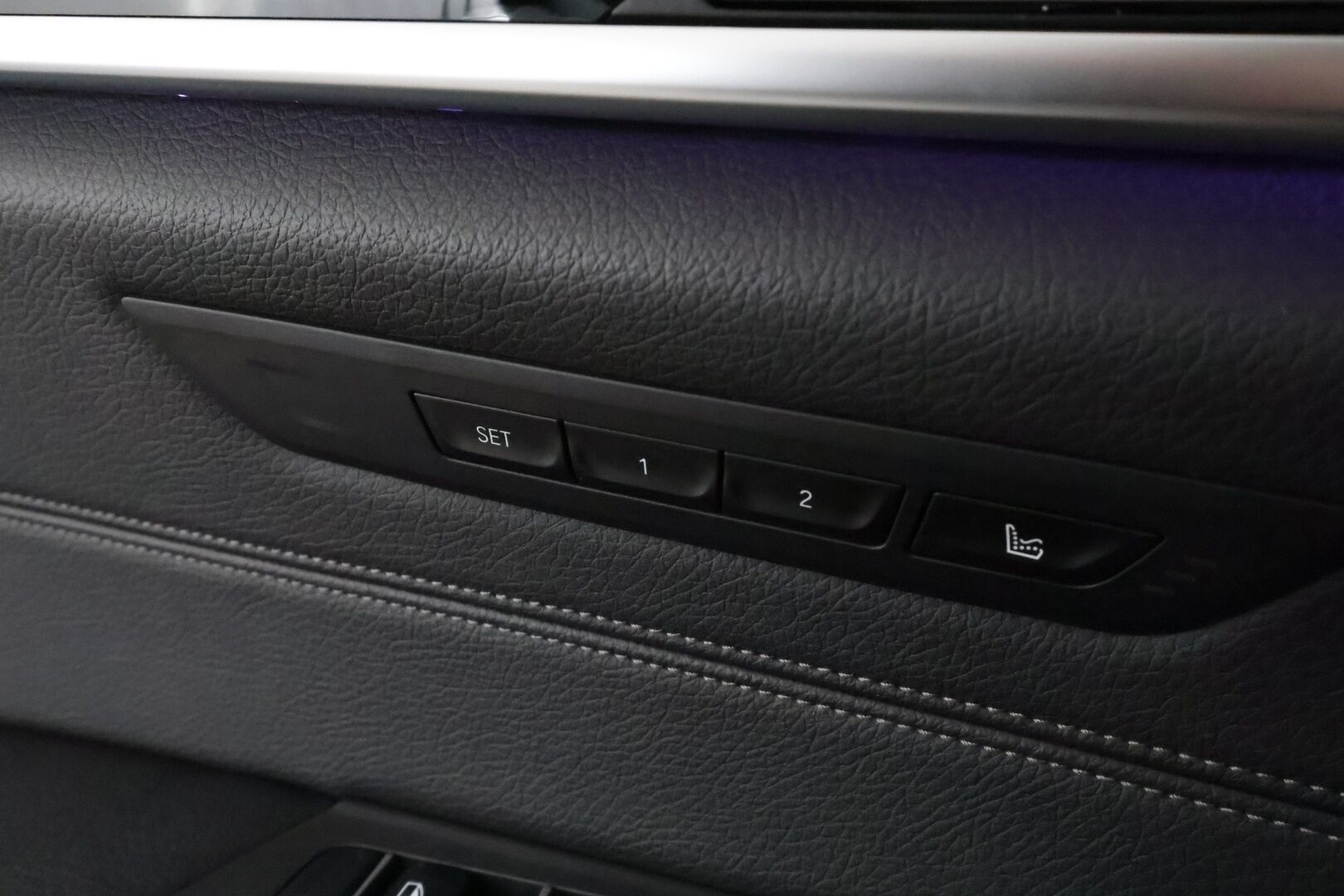 BMW 530E 2021 G31 Touring 530e xDrive * Adapt.Vakkari / Laser LED / Harman & Kardon / Muistipenkit Hieronnalla / 360-Kamera / Comfort Access - Akku kuntotarkastettu SoH 98,6& / Ilmastoidut Sporttinahat / Supervarusteet!!