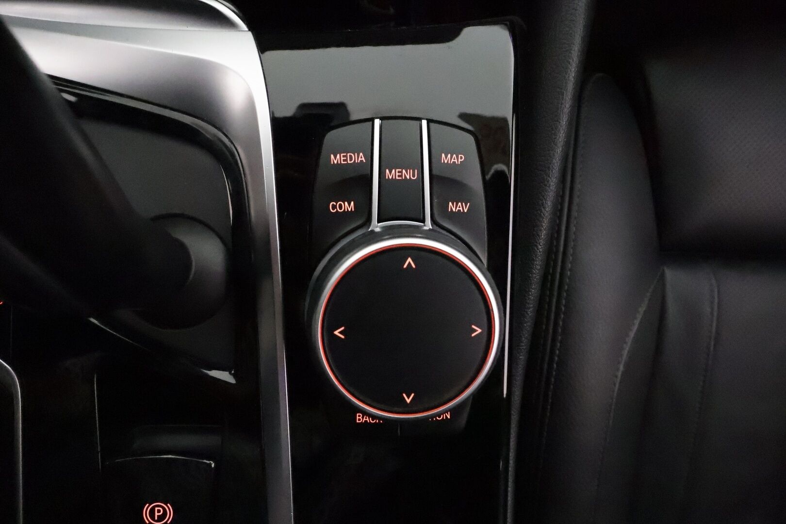 BMW 530E 2021 G31 Touring 530e xDrive * Adapt.Vakkari / Laser LED / Harman & Kardon / Muistipenkit Hieronnalla / 360-Kamera / Comfort Access - Akku kuntotarkastettu SoH 98,6& / Ilmastoidut Sporttinahat / Supervarusteet!!