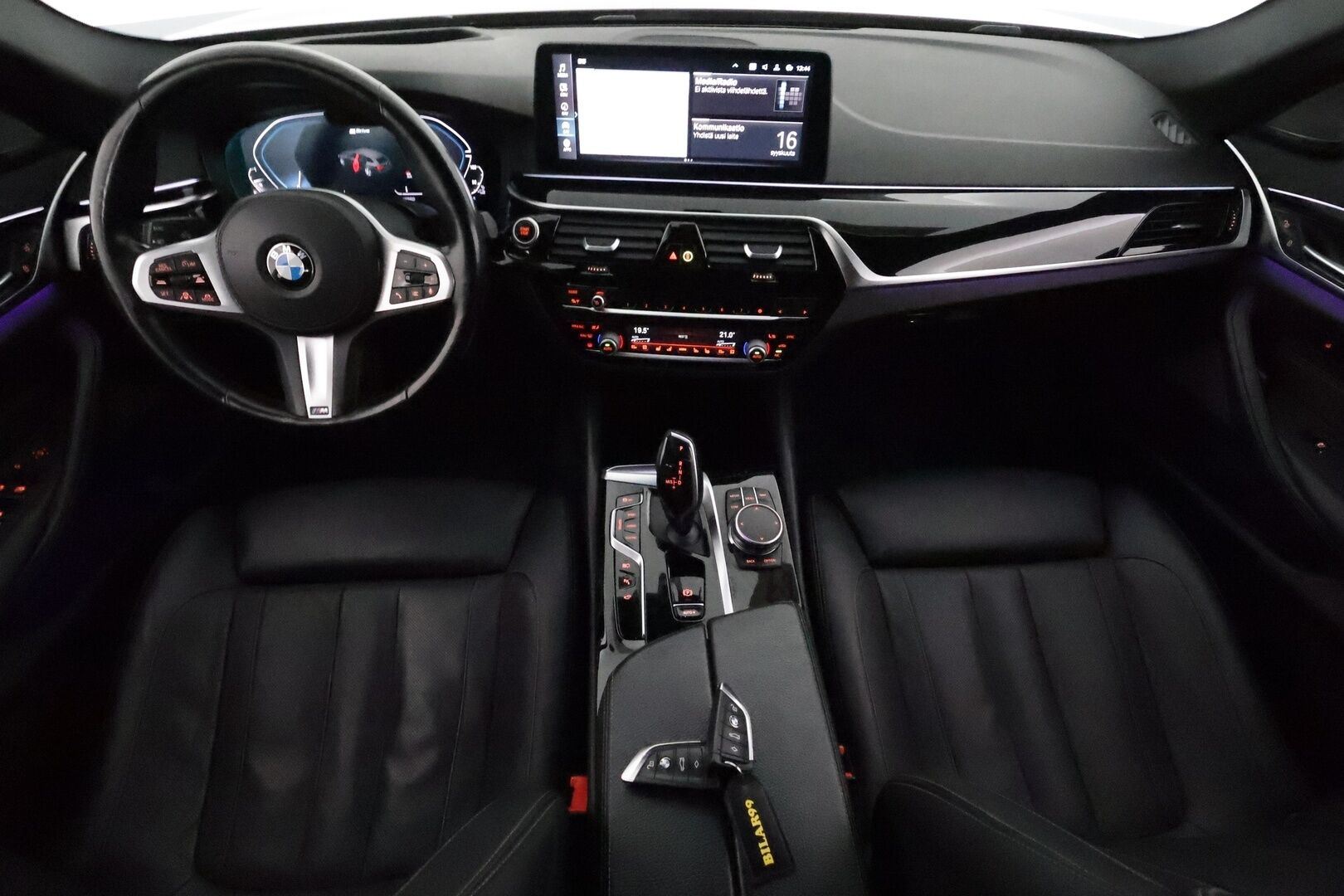 BMW 530E 2021 G31 Touring 530e xDrive * Adapt.Vakkari / Laser LED / Harman & Kardon / Muistipenkit Hieronnalla / 360-Kamera / Comfort Access - Akku kuntotarkastettu SoH 98,6& / Ilmastoidut Sporttinahat / Supervarusteet!!