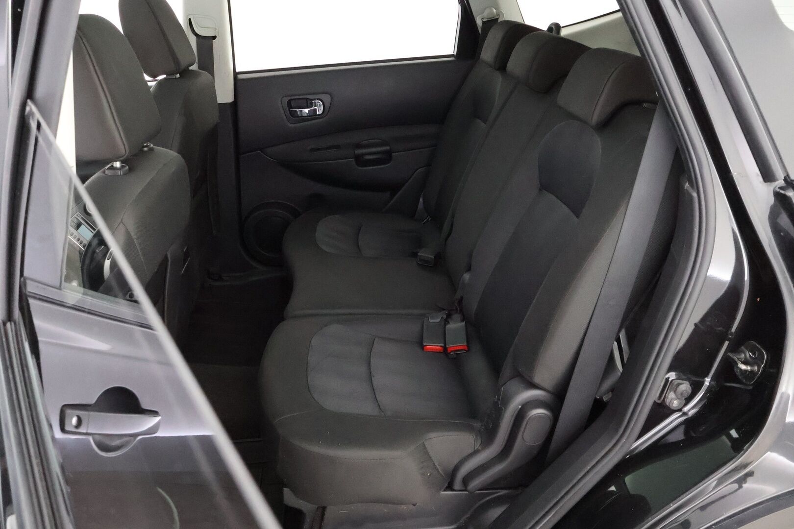 Nissan Qashqai+2 2011 2,0L Acenta 2WD 6M/T MY11 - - YritysOutlet - Myydään vain yrityksille