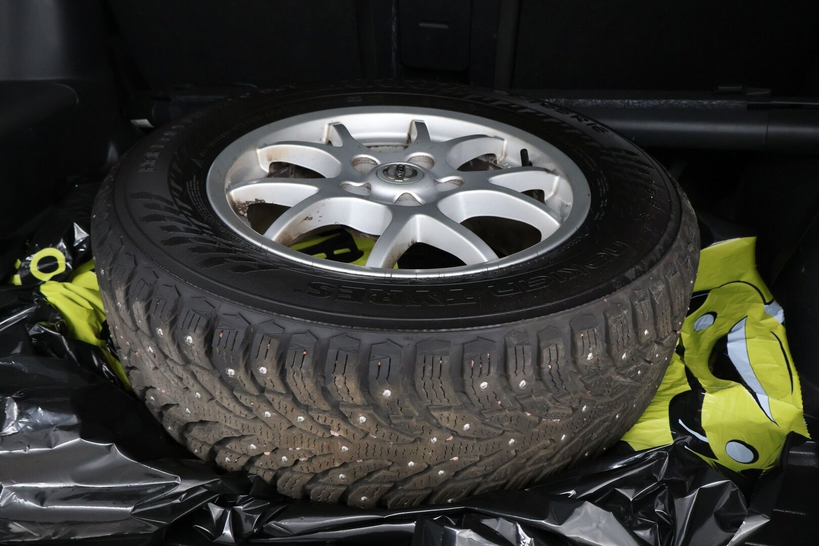 Nissan Qashqai+2 2011 2,0L Acenta 2WD 6M/T MY11 - - YritysOutlet - Myydään vain yrityksille