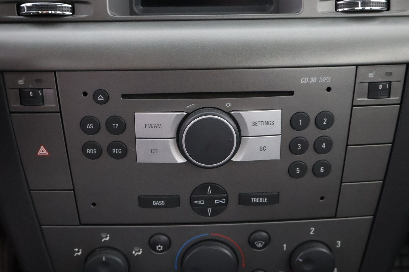 Opel Vectra 2007 - YritysOutlet - Myydään vain yrityksille - – Tämä auto myydään YritysOutlet -valikoimasta vain yritykselle