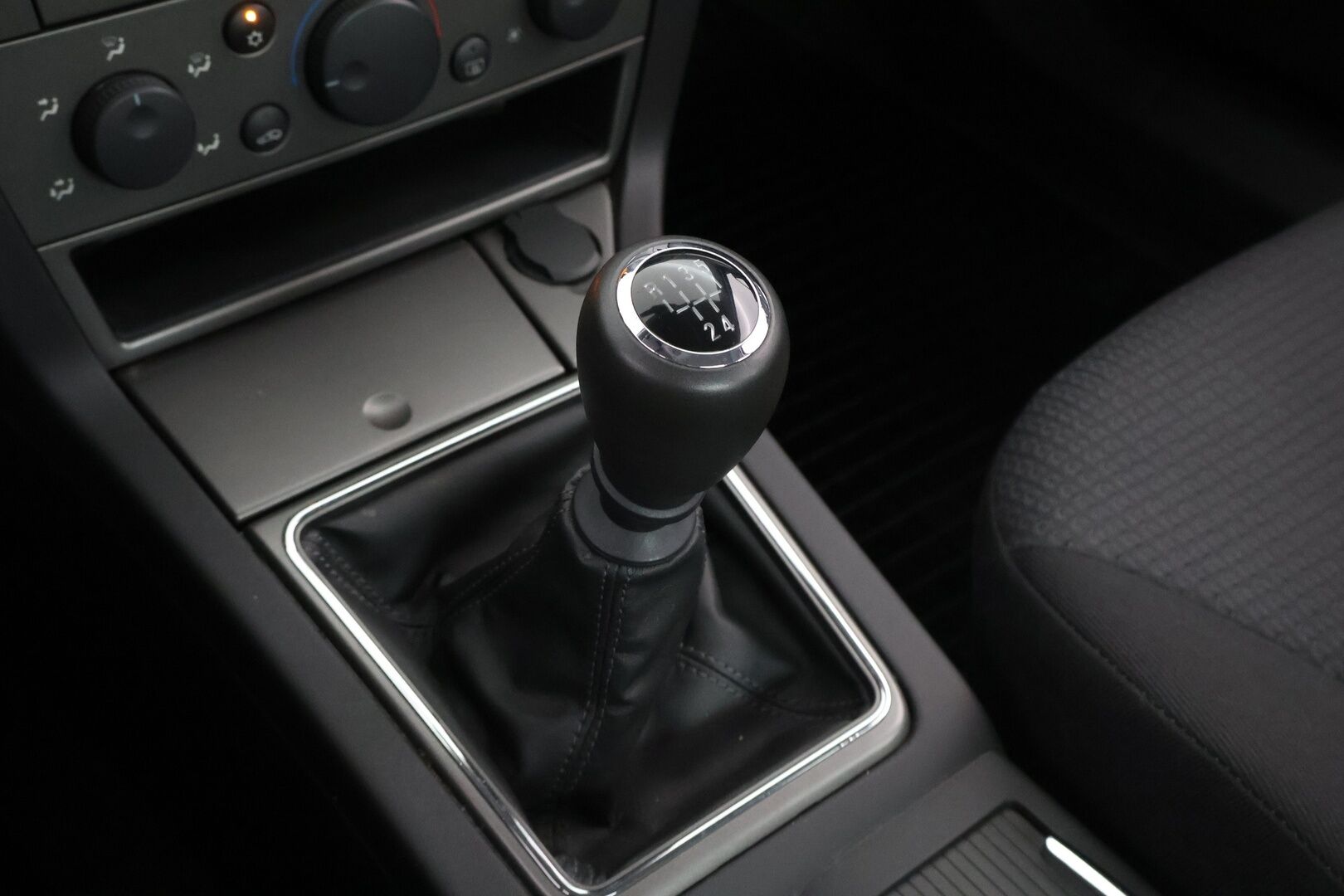 Opel Vectra 2007 - YritysOutlet - Myydään vain yrityksille - – Tämä auto myydään YritysOutlet -valikoimasta vain yritykselle