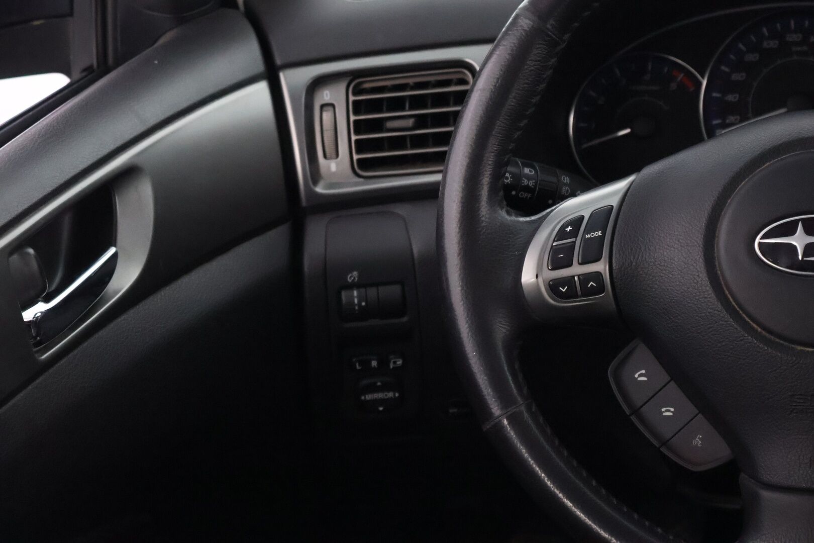 Subaru Forester 2011 2,0 XS TD WV Business *MYYDÄÄN HUUTOKAUPAT.COM*