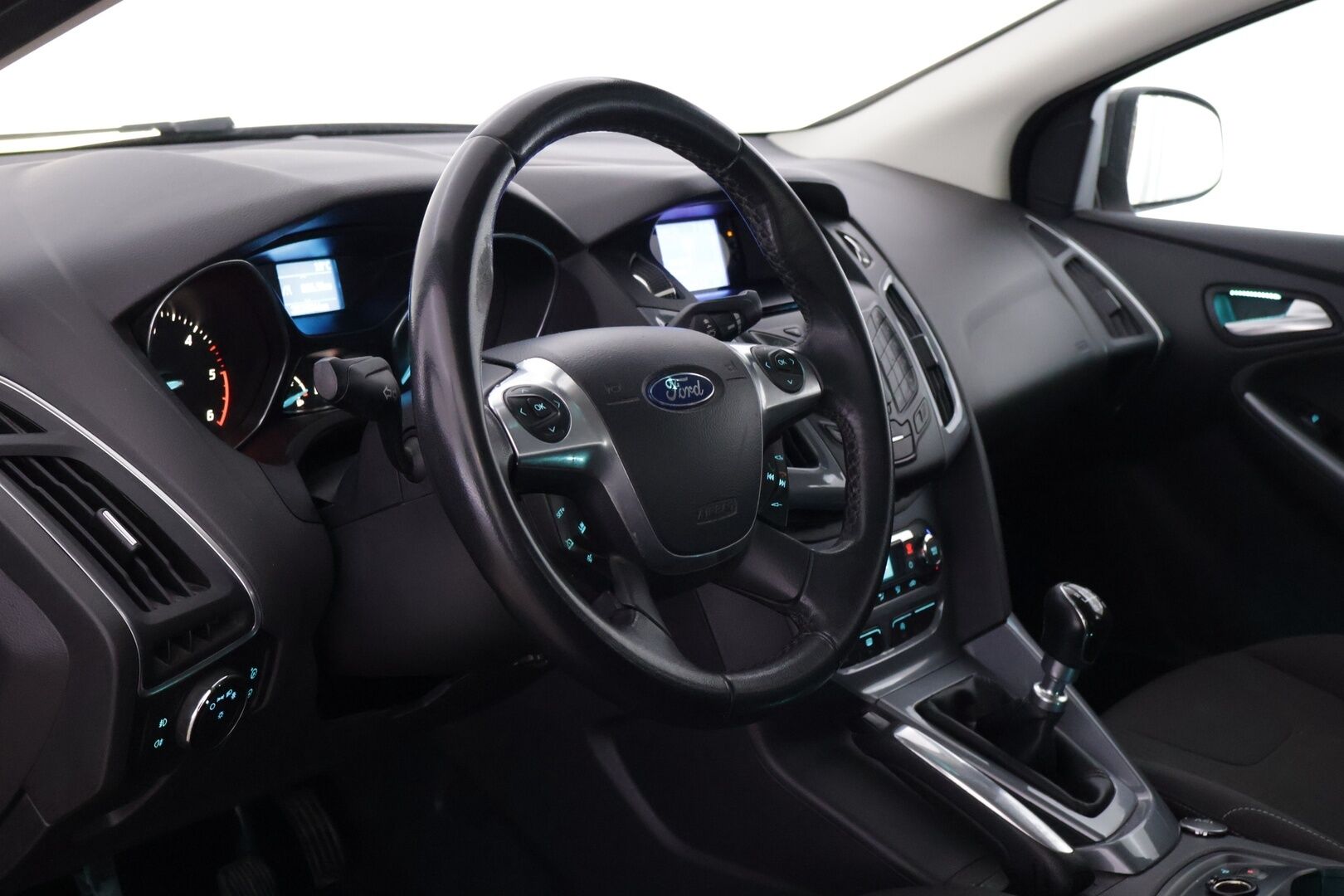 Ford Focus 2011 1,6 TDCi 115 hv Start/Stop Titanium M6 4-ovinen *Myydään huutokaupat.com* - Myydään huutokaupat.com