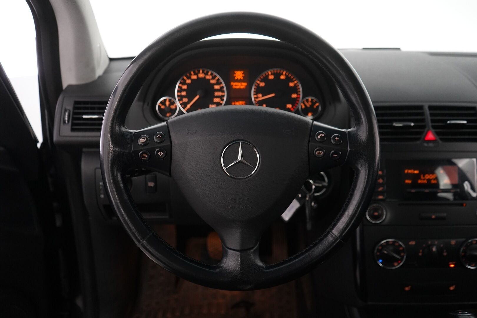 Mercedes-Benz A 2005 - YritysOutlet - Myydään vain yrityksille - – Tämä auto myydään YritysOutlet -valikoimasta vain yritykselle