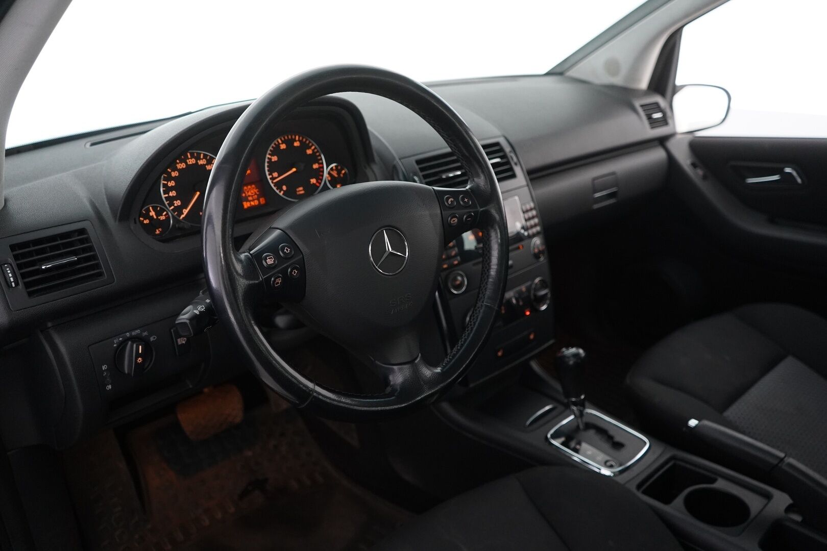 Mercedes-Benz A 2005 - YritysOutlet - Myydään vain yrityksille - – Tämä auto myydään YritysOutlet -valikoimasta vain yritykselle