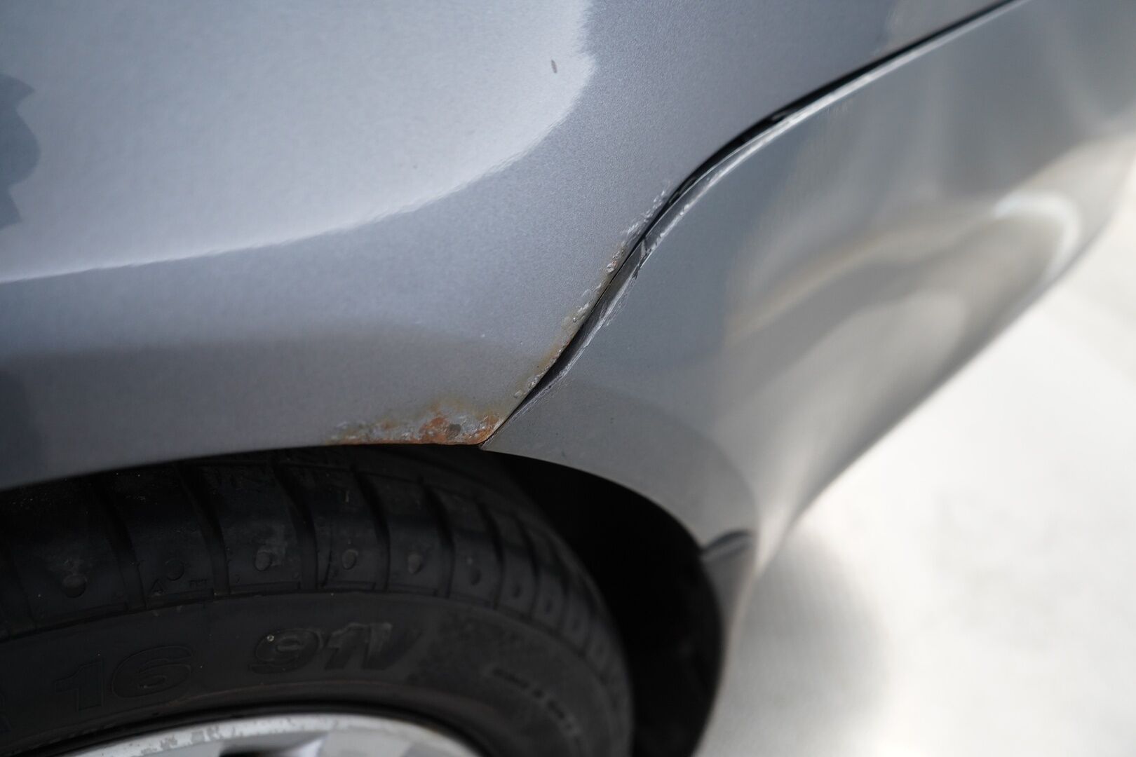 Volkswagen Jetta 2005 1.6 Sedan - YritysOutlet - Myydään vain yrityksille - KATSO MIHIN HINTAAN!  |  2x renkaat | Suomi-auto | Kahdet avaimet