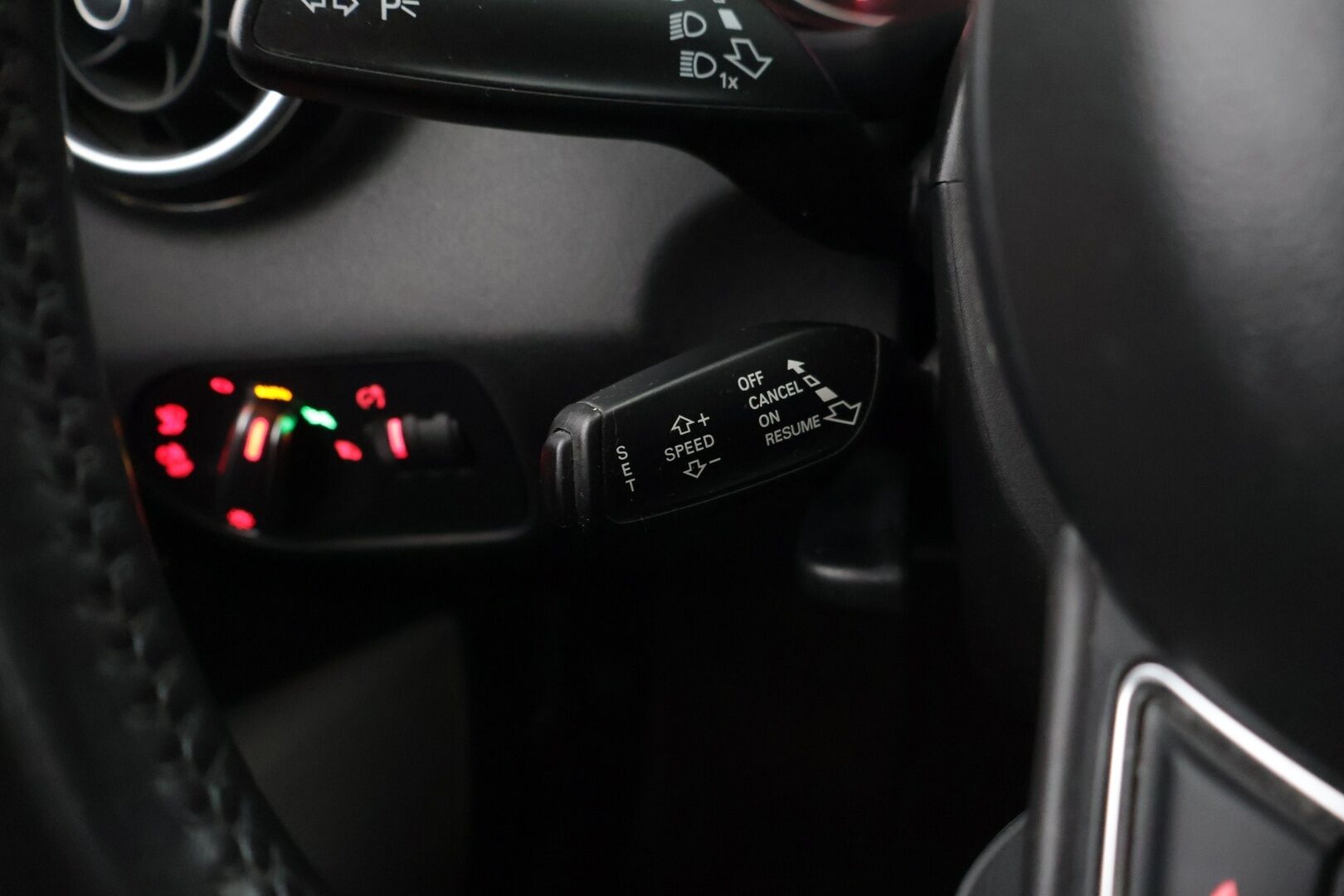 Audi A1 2012 Ambition 1,4 TFSI 90 kW S tronic - *Suomi-auto / Juuri huollettu / Lohkolämmitin sisäpuhaltimella / Xenon / BT / Vakionopeudensäädin / 2x renkaat alumiinivantein*