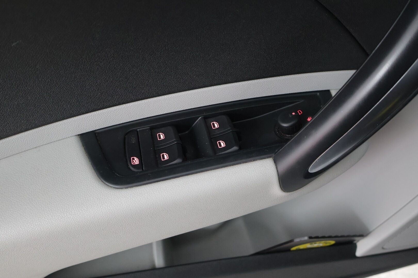 Audi A1 2012 Ambition 1,4 TFSI 90 kW S tronic - *Suomi-auto / Juuri huollettu / Lohkolämmitin sisäpuhaltimella / Xenon / BT / Vakionopeudensäädin / 2x renkaat alumiinivantein*