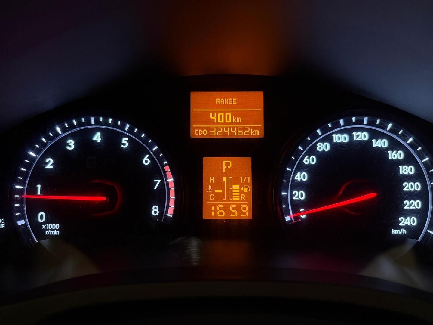 Toyota Avensis 2012 1,8 Valvematic Linea Sol Plus 4ov Multidrive S - YritysOutlet - Myydään vain yrityksille - | 2-om Suomi auto | Merkkihuollettu | P.kamera | Nahka-alcantara | Vakkari | Navi | 