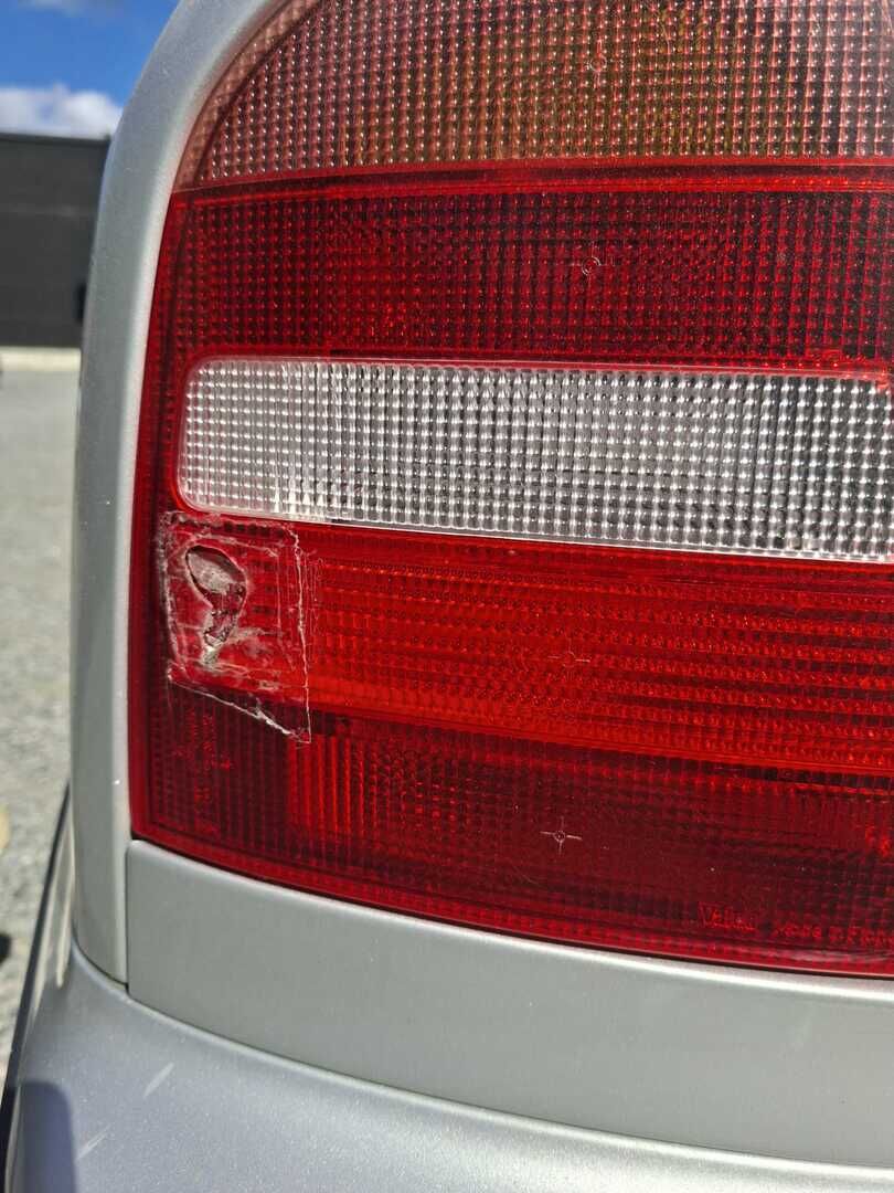 Skoda Octavia 1998 4D 1.8 *Myydään huutokaupat.com*