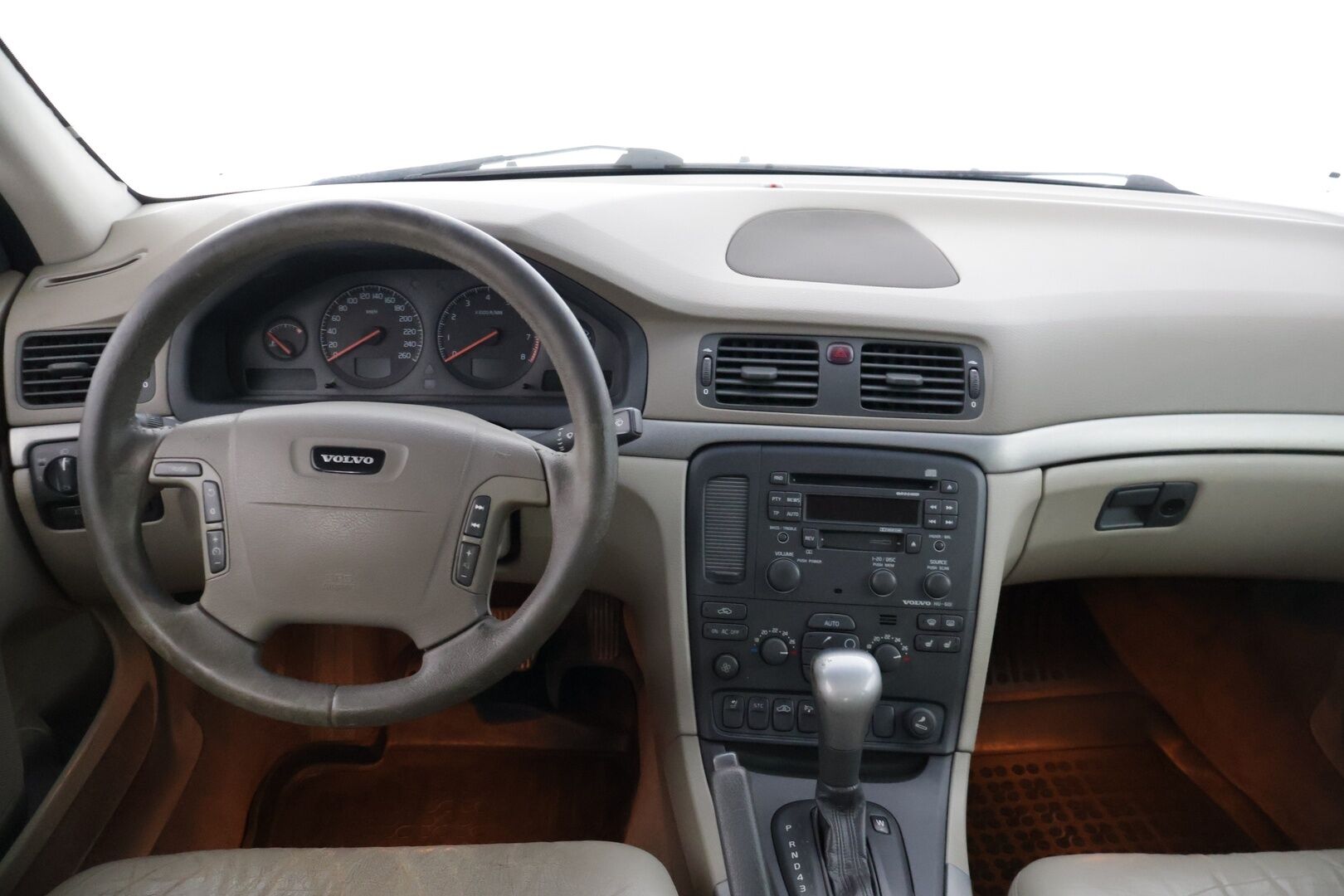 Volvo S80 2000 4D S80 SEDAN 2.4 TURBO AUTOMATIC-TS58K9/279 * / Myydään huutokaupat.comissa! Vakkari / Muistipenkit sähköllä / *