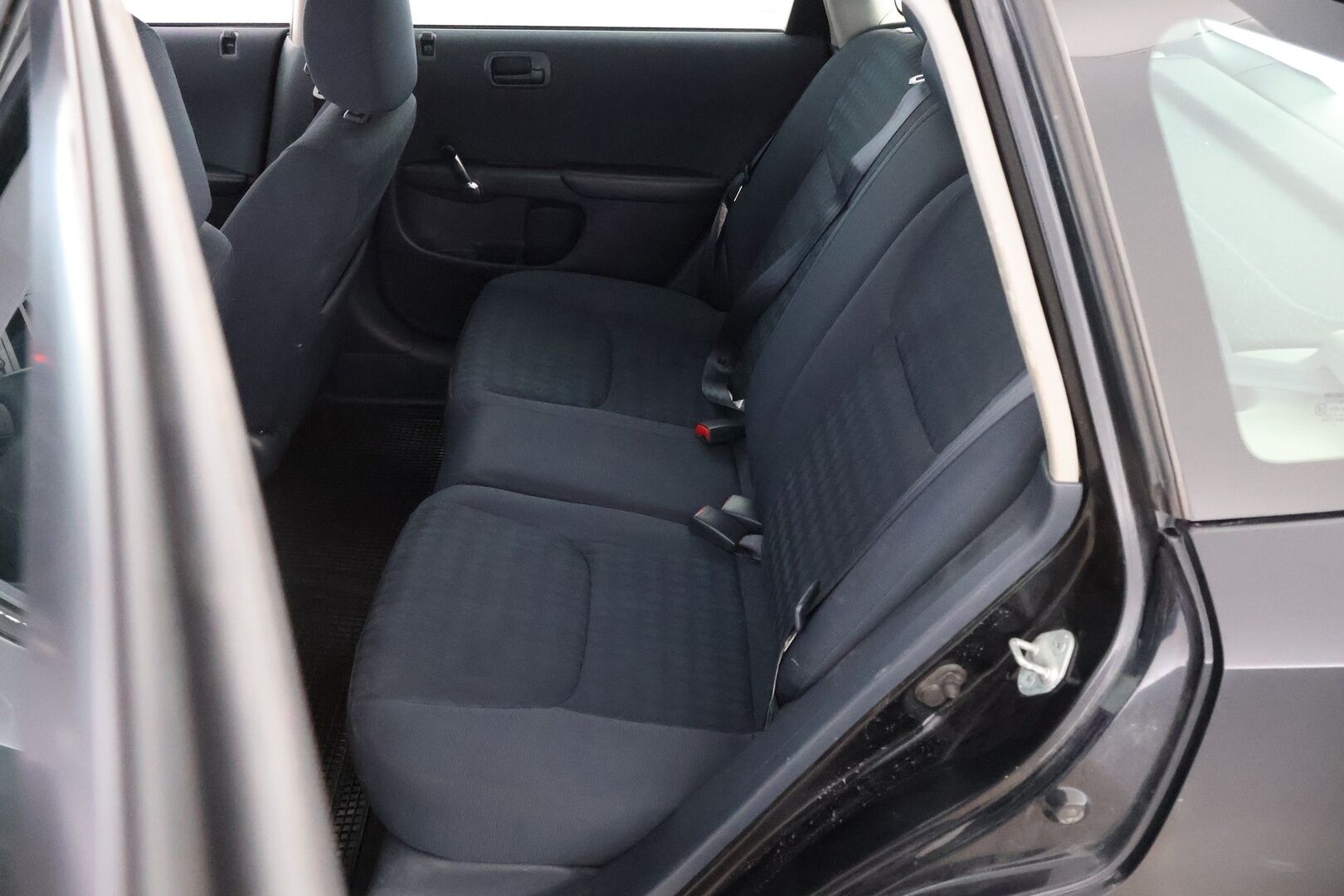 Honda Civic 2001 MYYDÄÄN HUUTOKAUPAT.COM