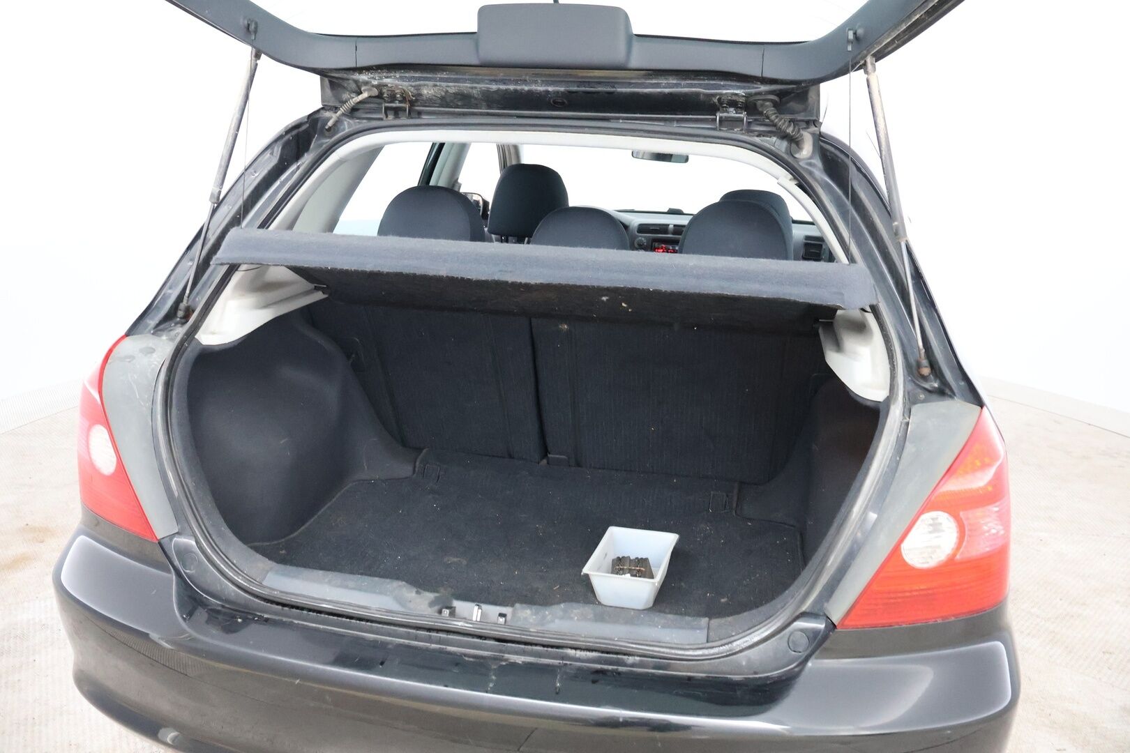 Honda Civic 2001 MYYDÄÄN HUUTOKAUPAT.COM