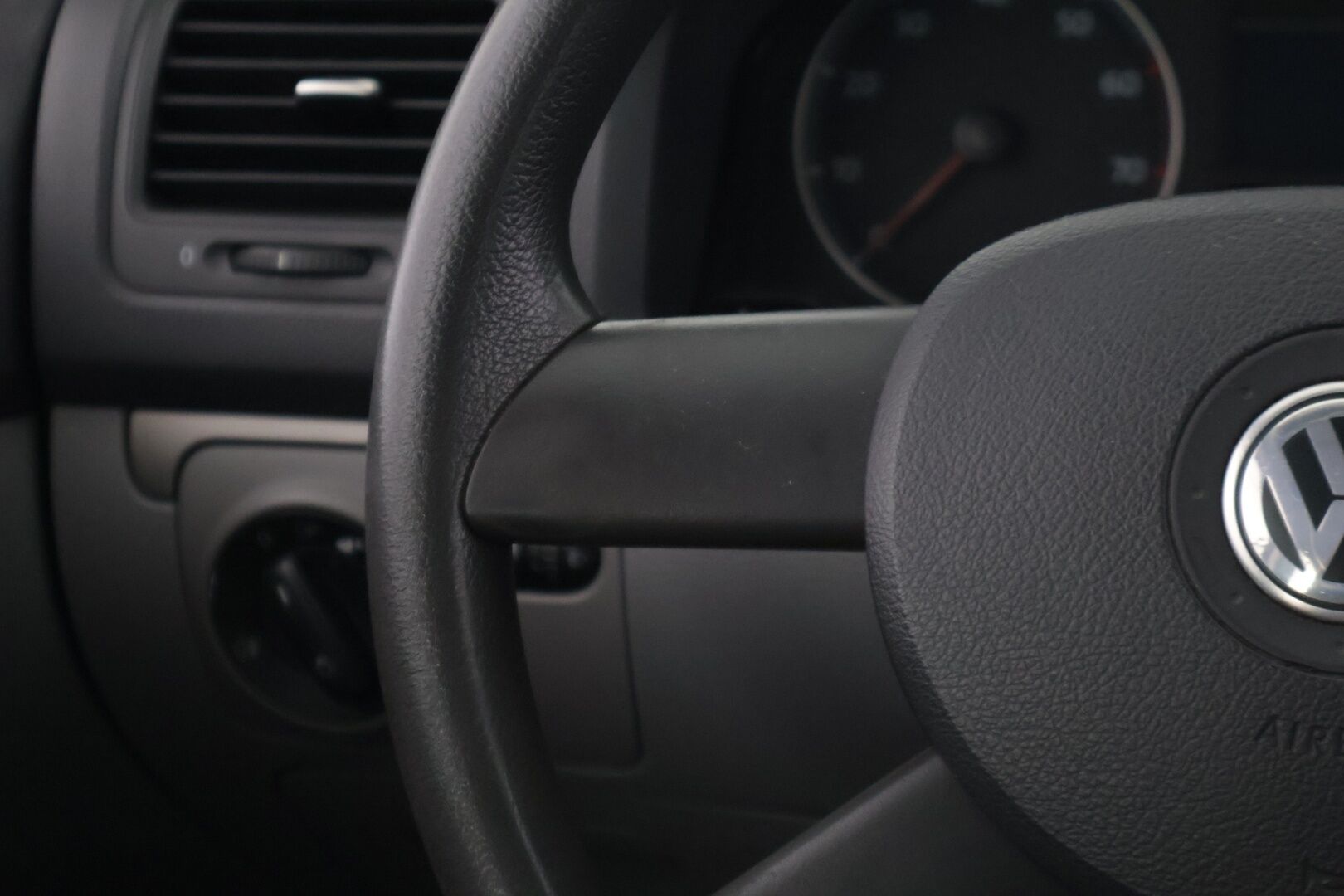 Volkswagen Golf 2003 1.4 Hatchback* YritysOutlet - Myydään vain yrityksille* - *YritysOutlet - Myydään vain yrityksille*