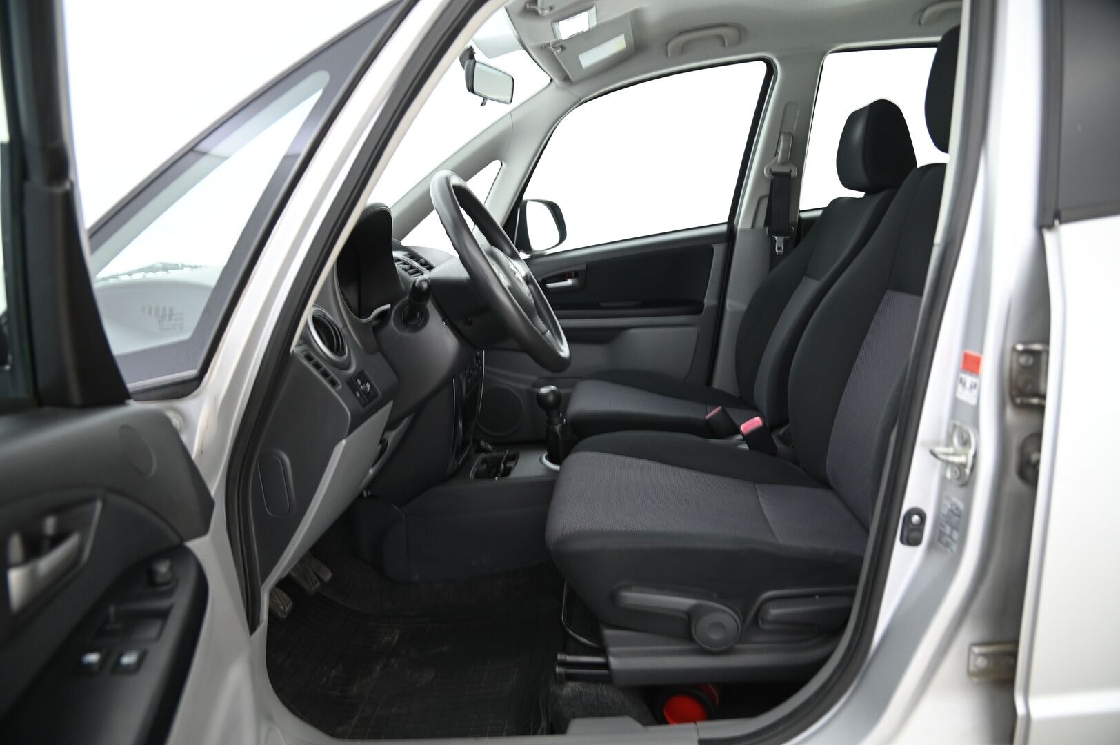 Suzuki SX4 2007 1.5 Urban 5D *Lohko / Koukku / Suomi-auto / Hyvät huollot!* - Hieno kuntoinen! / Särmät huollot! / 2X Alumiinivanteet