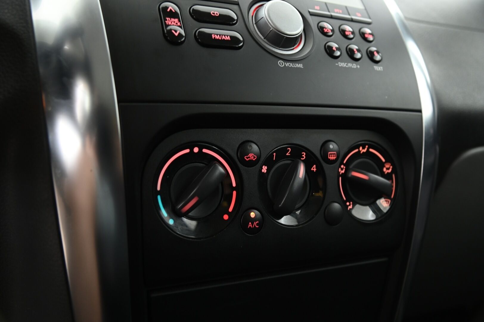 Suzuki SX4 2007 1.5 Urban 5D *Lohko / Koukku / Suomi-auto / Hyvät huollot!* - Hieno kuntoinen! / Särmät huollot! / 2X Alumiinivanteet